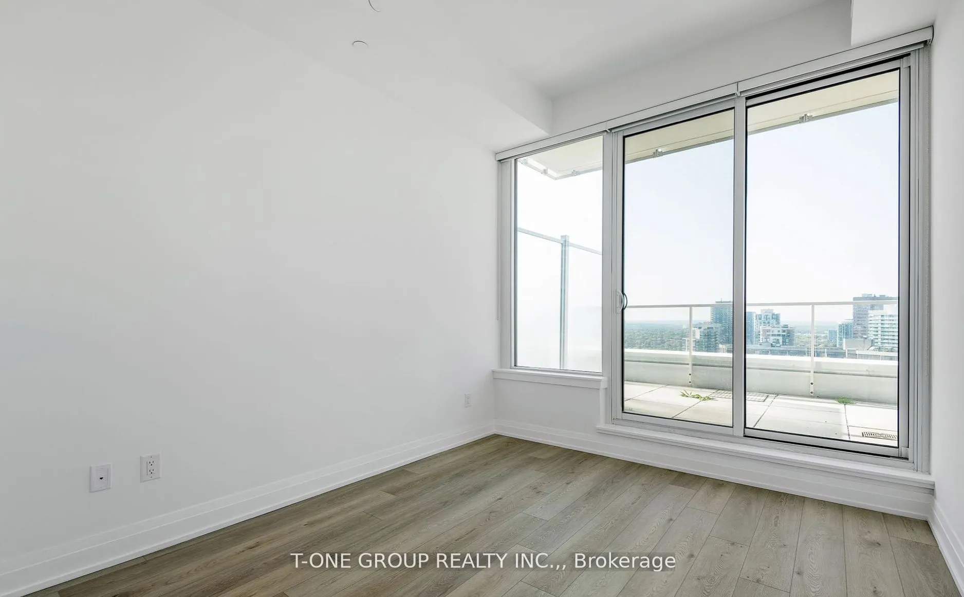 75 Canterbury Place, #Ph107