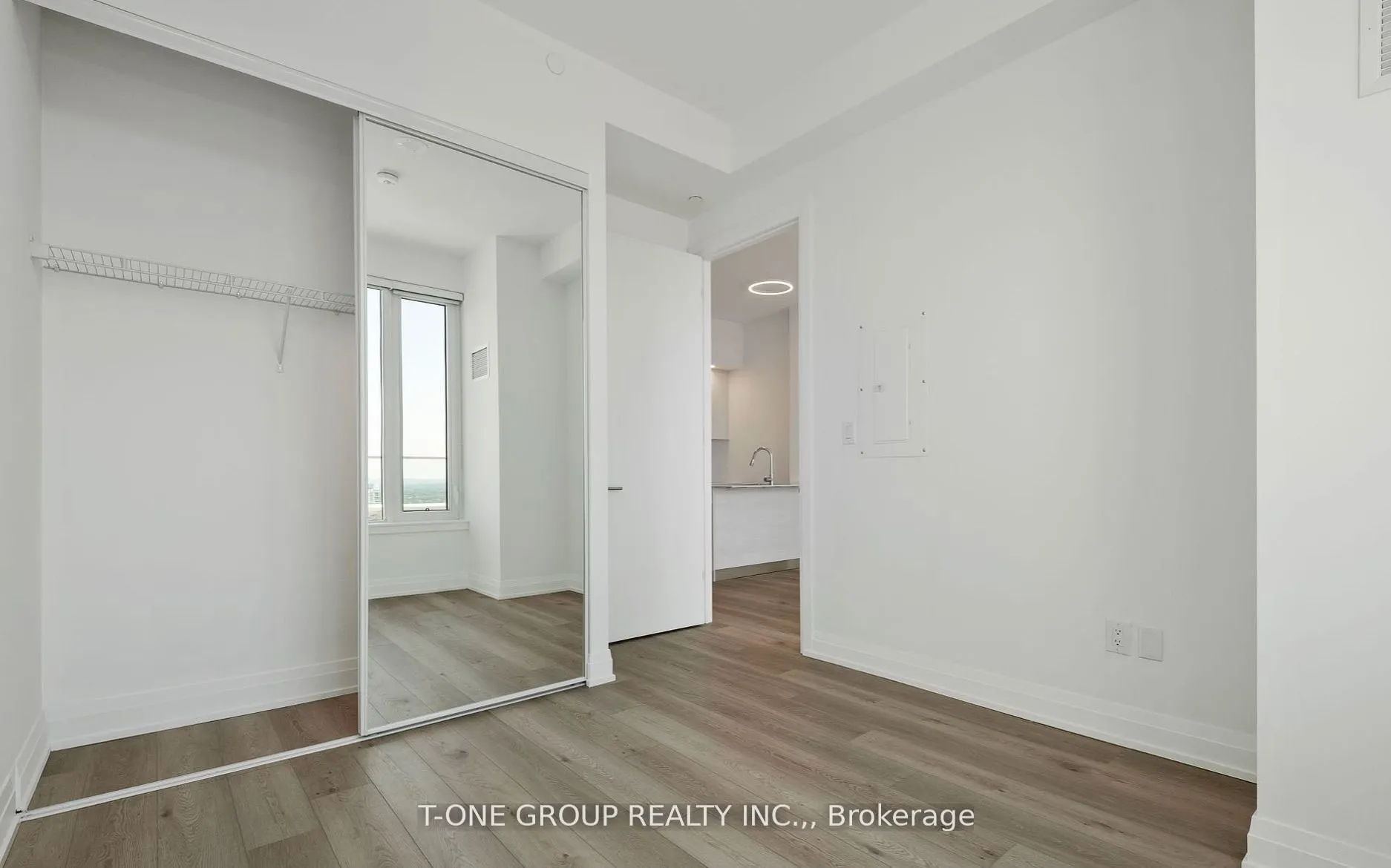 75 Canterbury Place, #Ph107