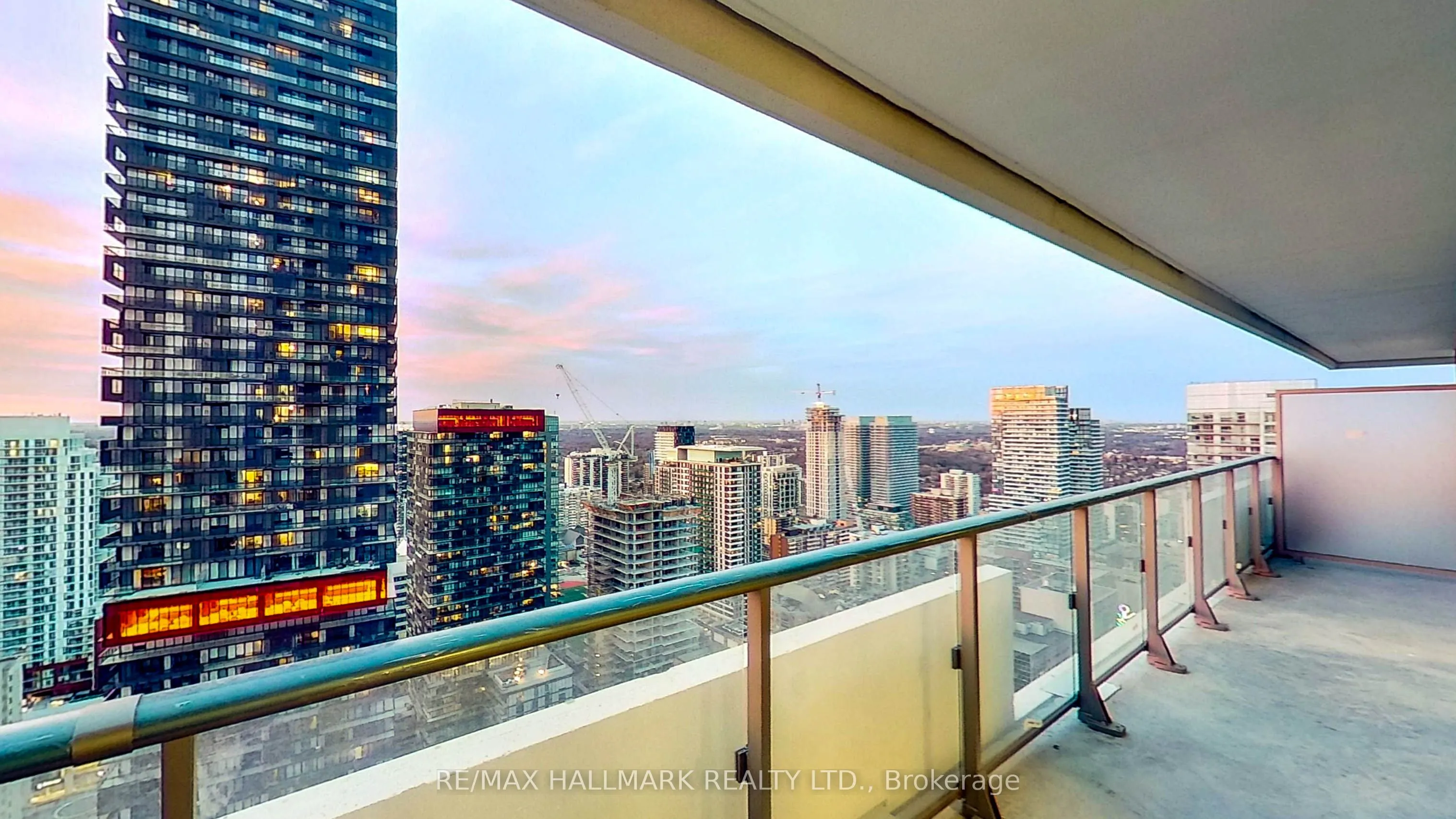 2221 Yonge Street, #3601