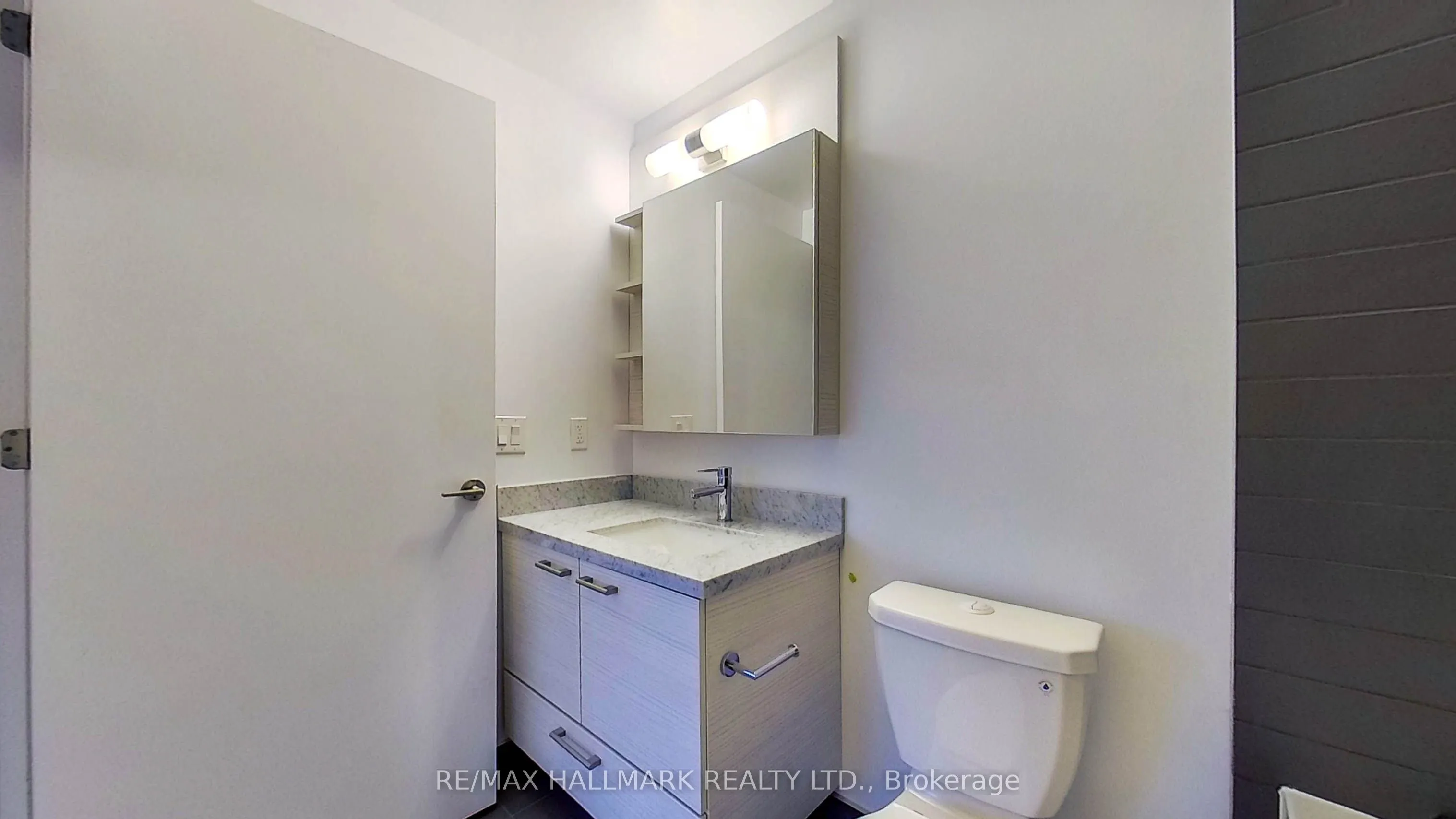 2221 Yonge Street, #3601