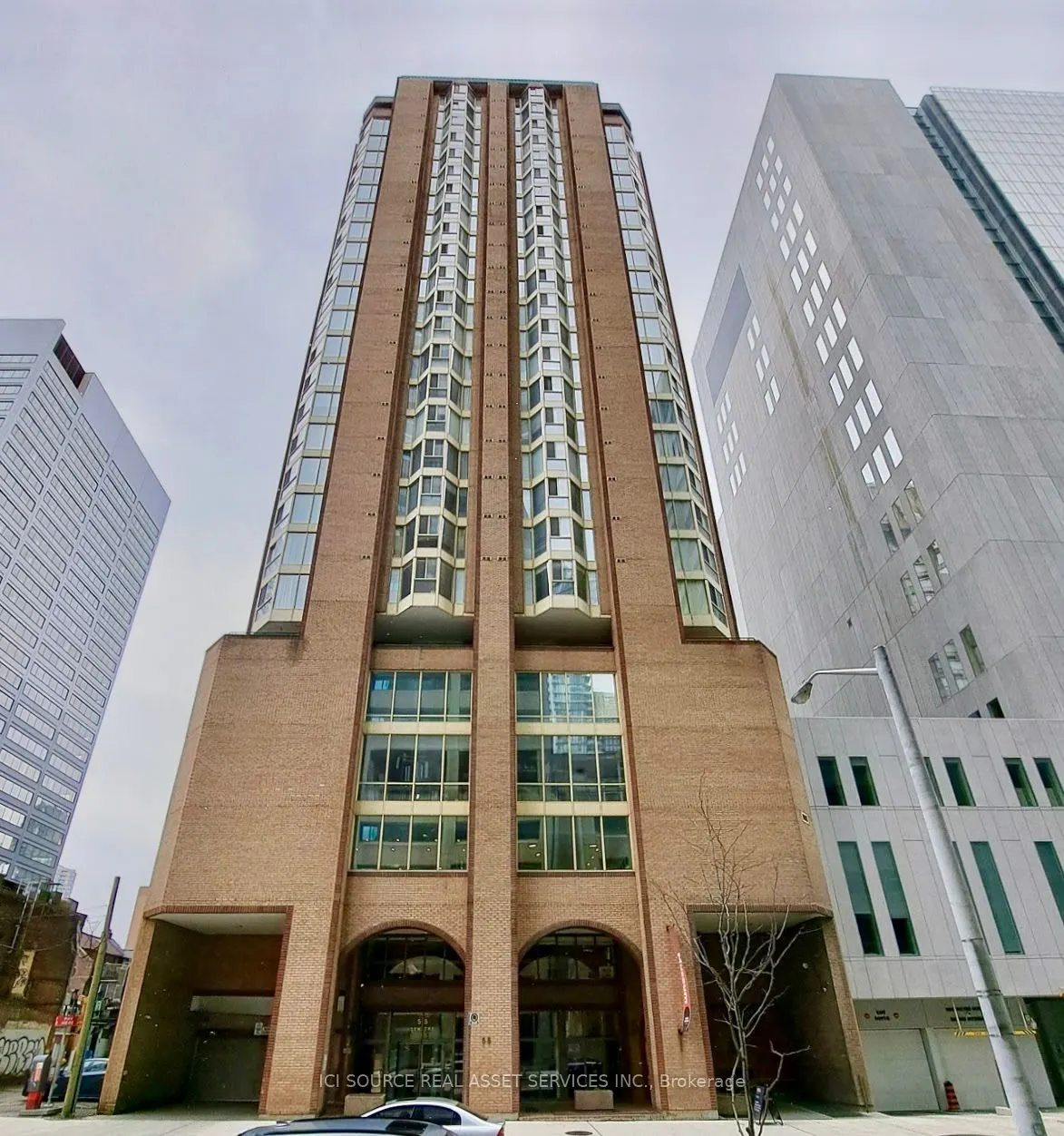 55 Centre Avenue, #706