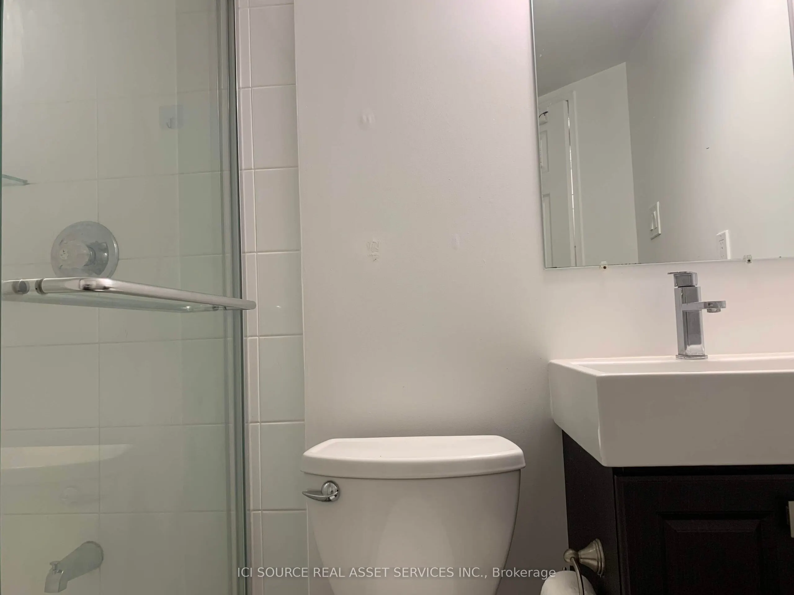 55 Centre Avenue, #706