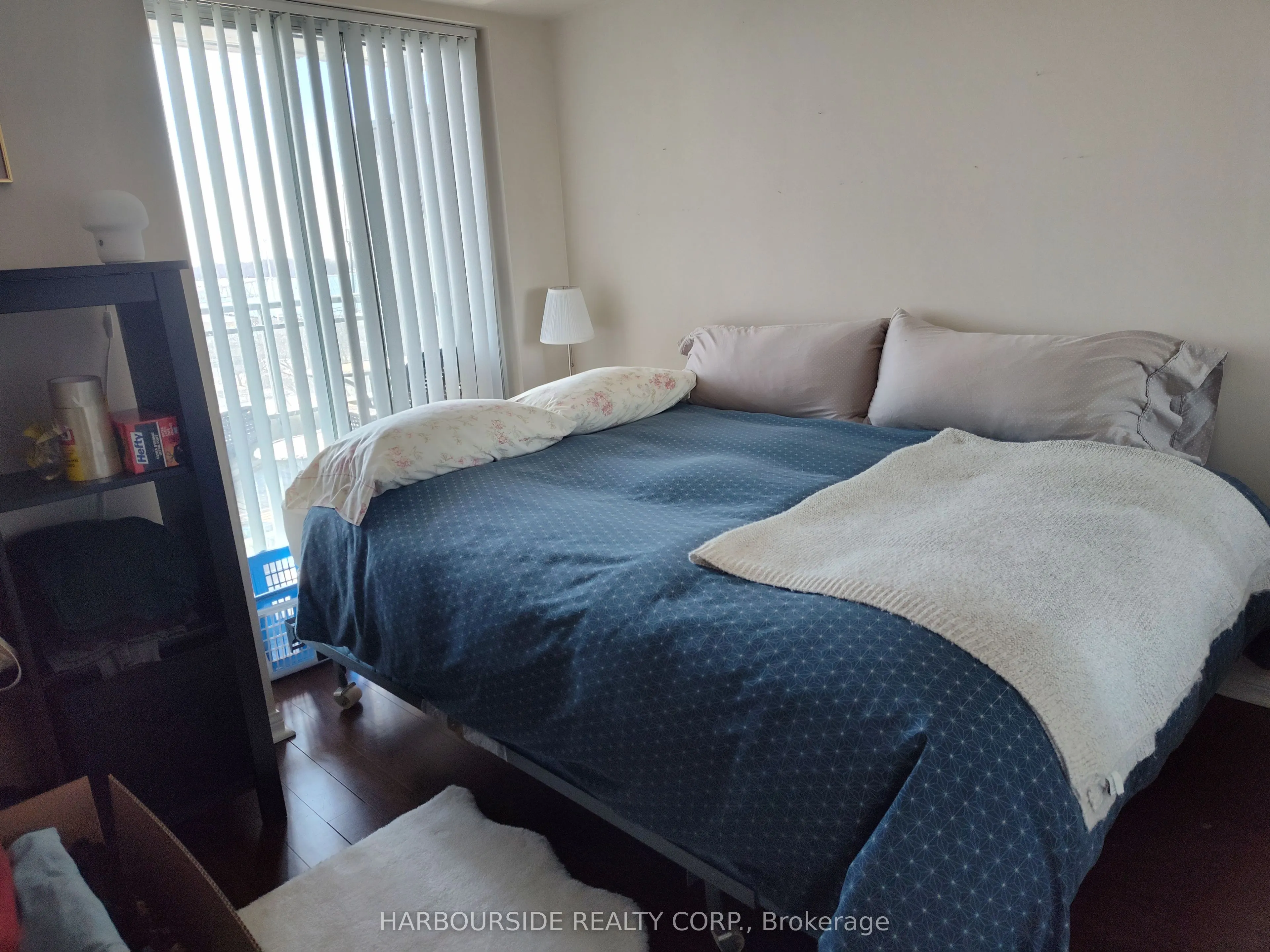 228 Queens Quay W, #608