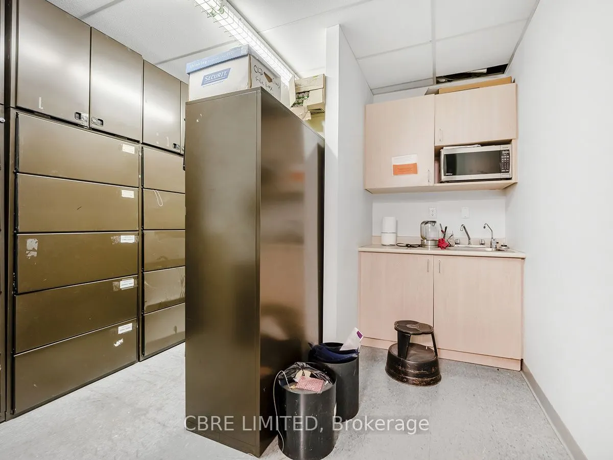 120 Carlton Street, #209