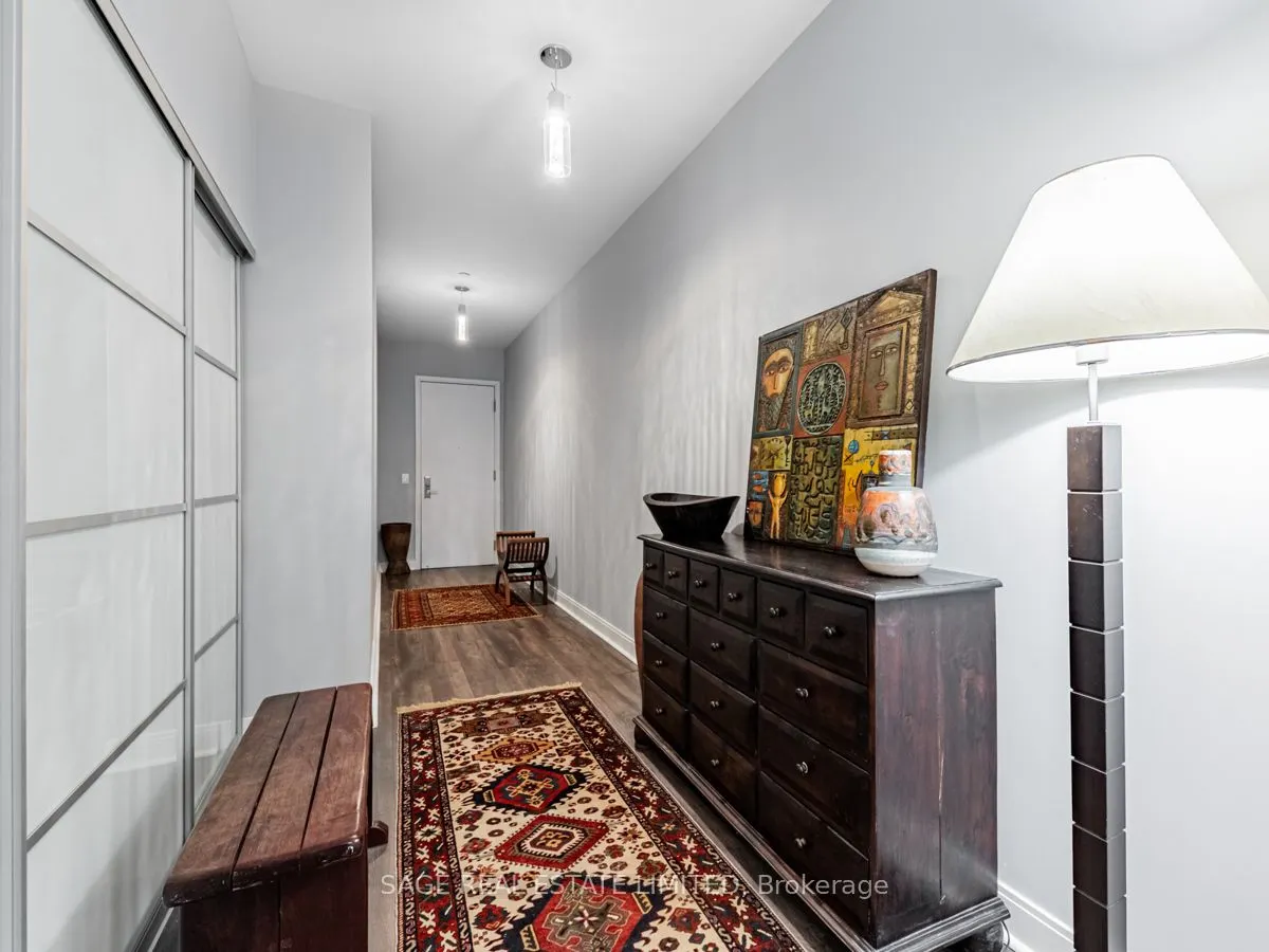 1 Scott Street #202W