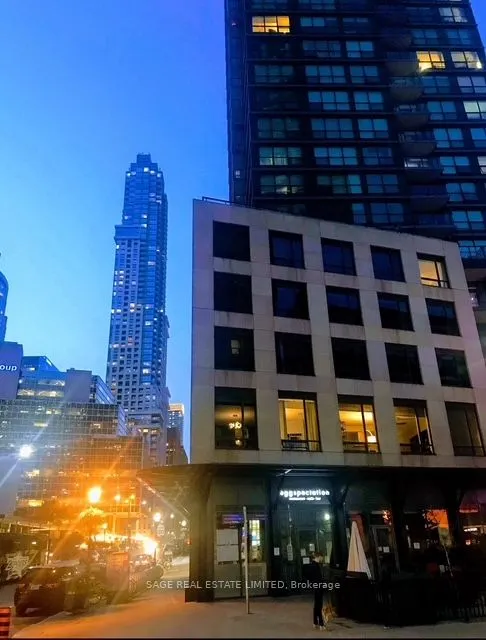 1 Scott Street #202W
