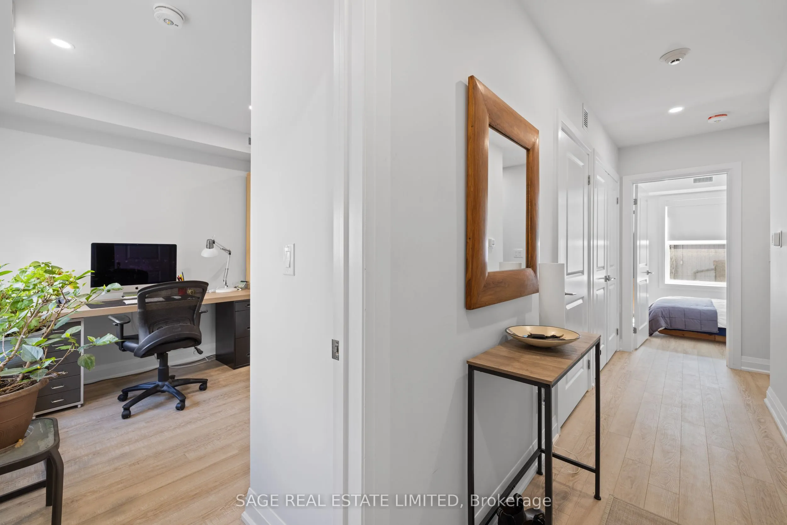225 Carlton Street, #4