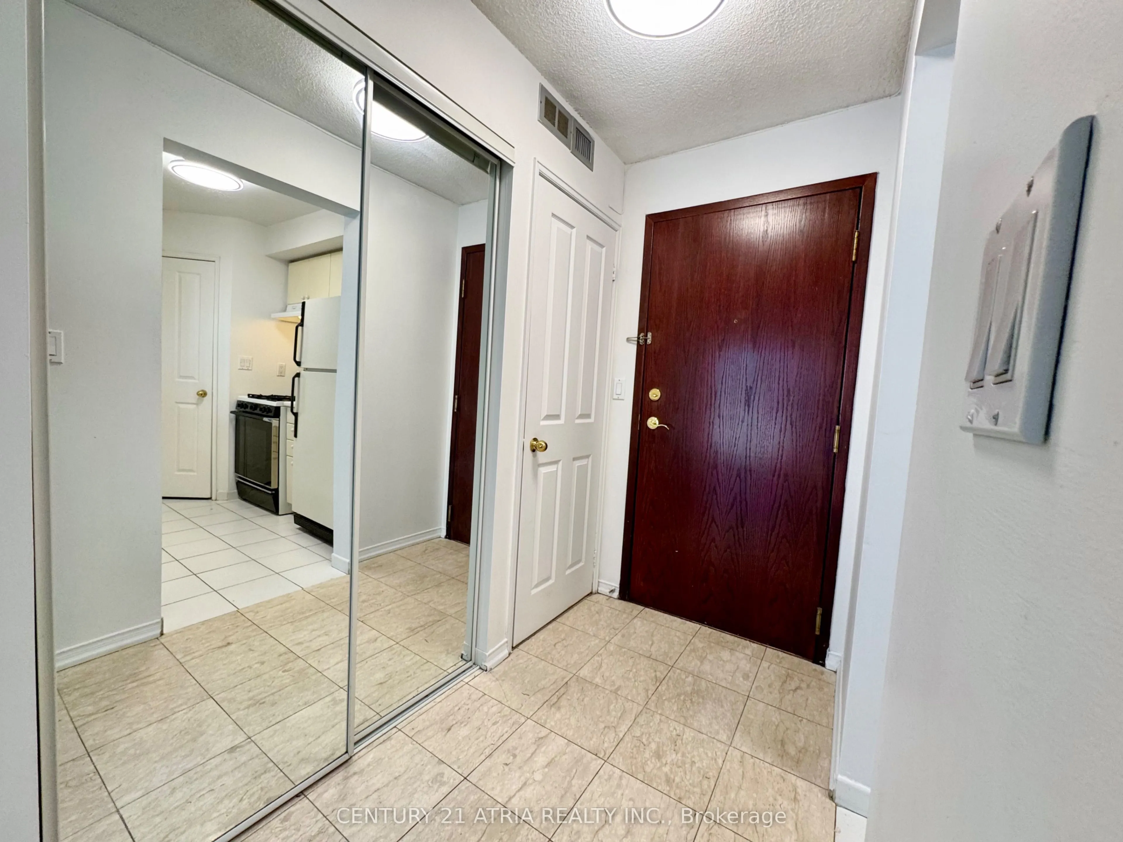 38 Hollywood Avenue, #308