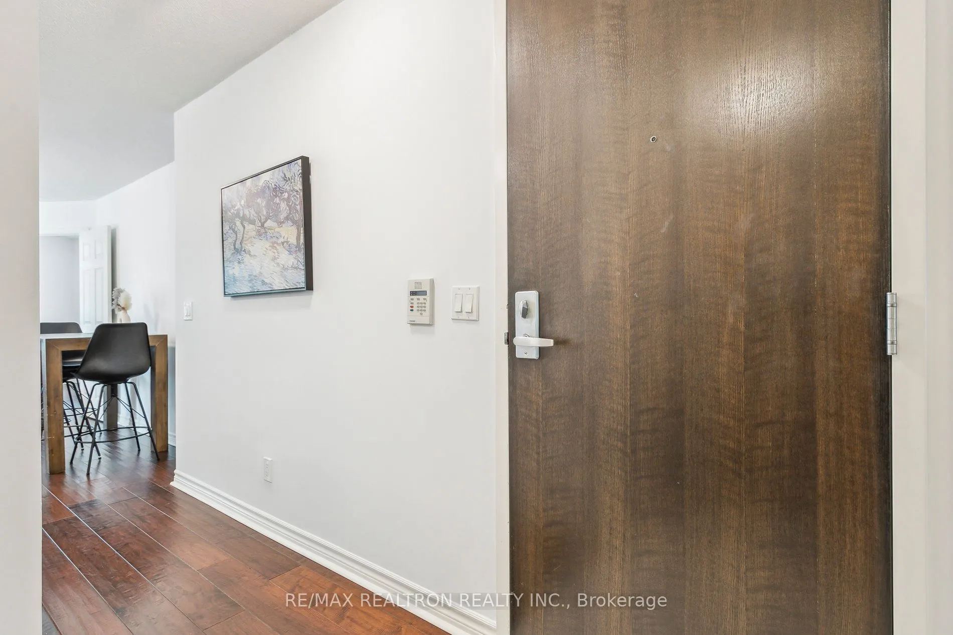 19 Grand Trunk Crescent, #1215