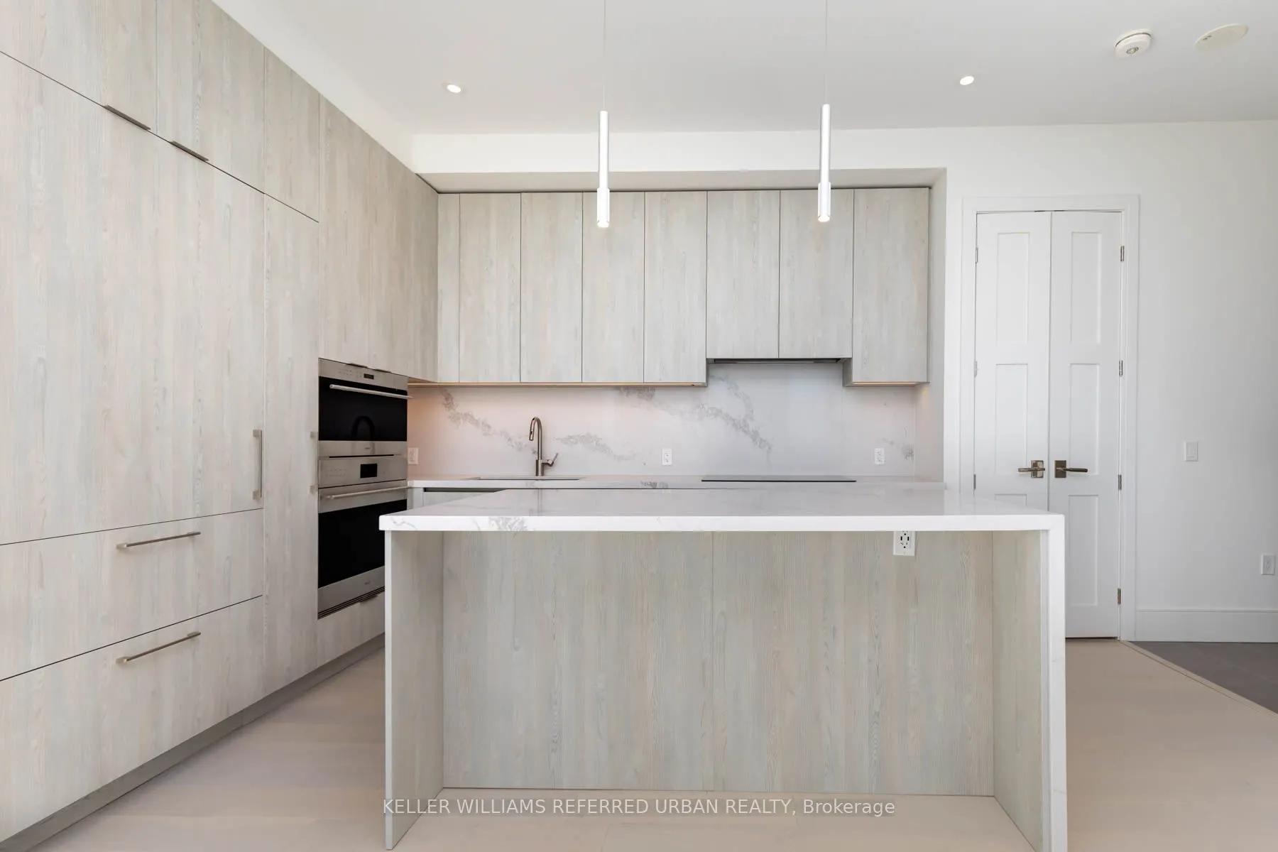 1 Yorkville Avenue, #Ph06