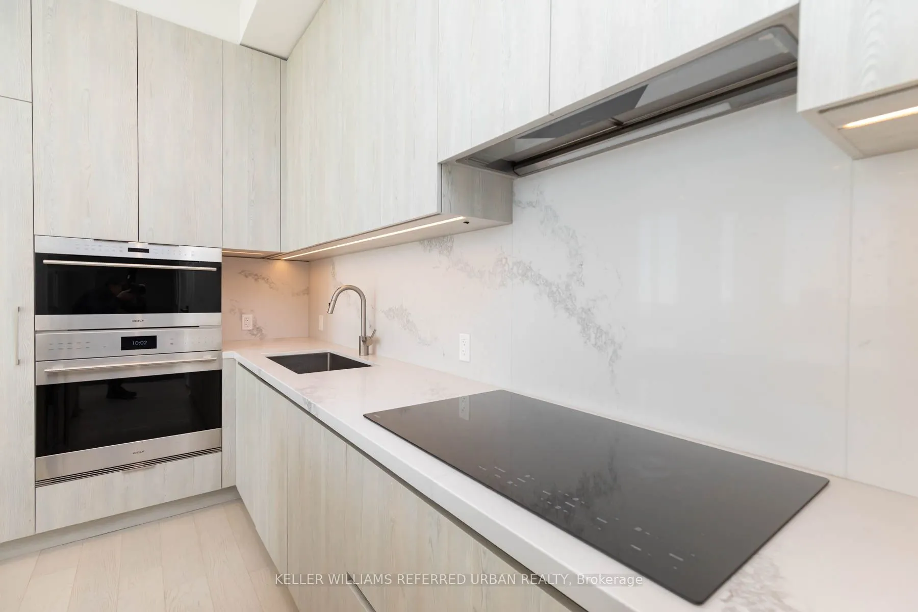 1 Yorkville Avenue, #Ph06