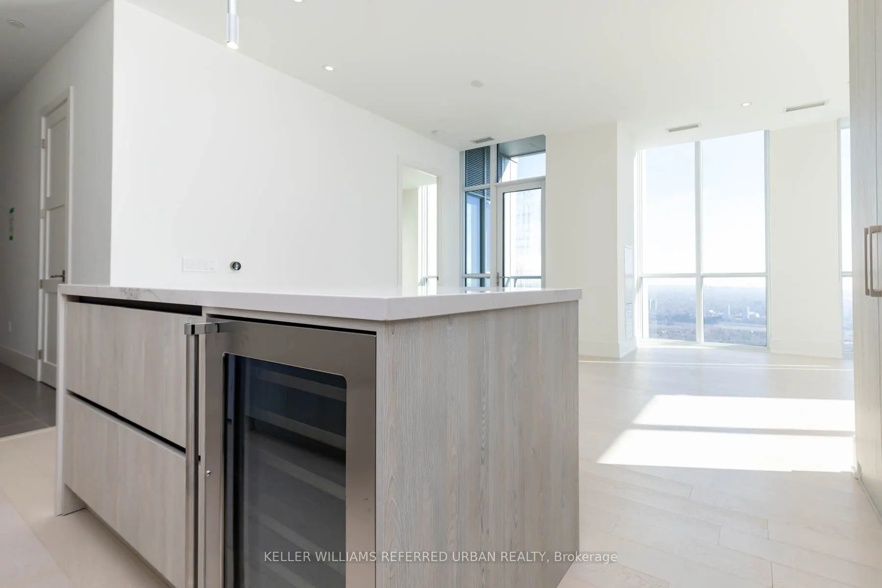 1 Yorkville Avenue, #Ph06