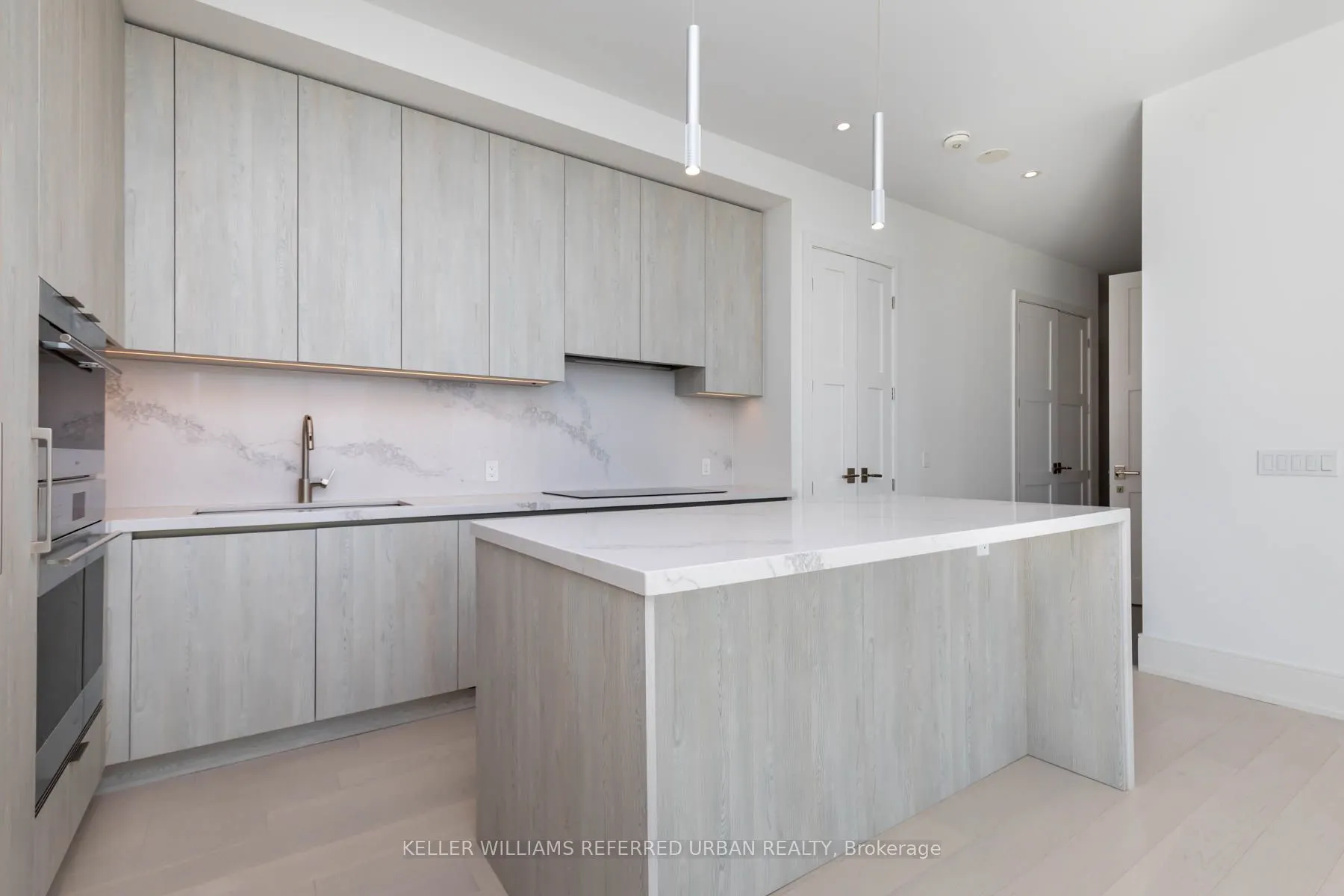 1 Yorkville Avenue, #Ph06