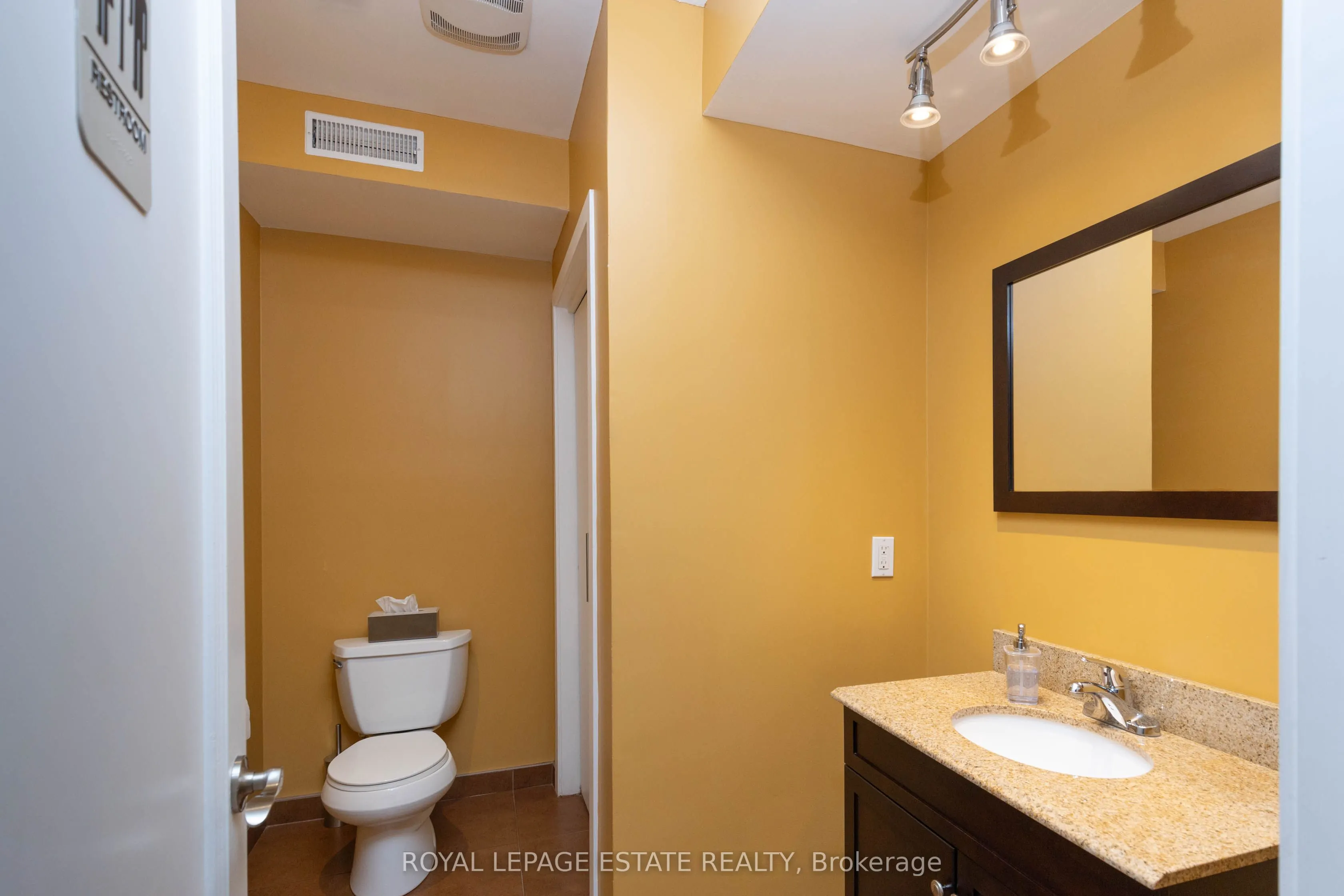 432/434 Queen Street E