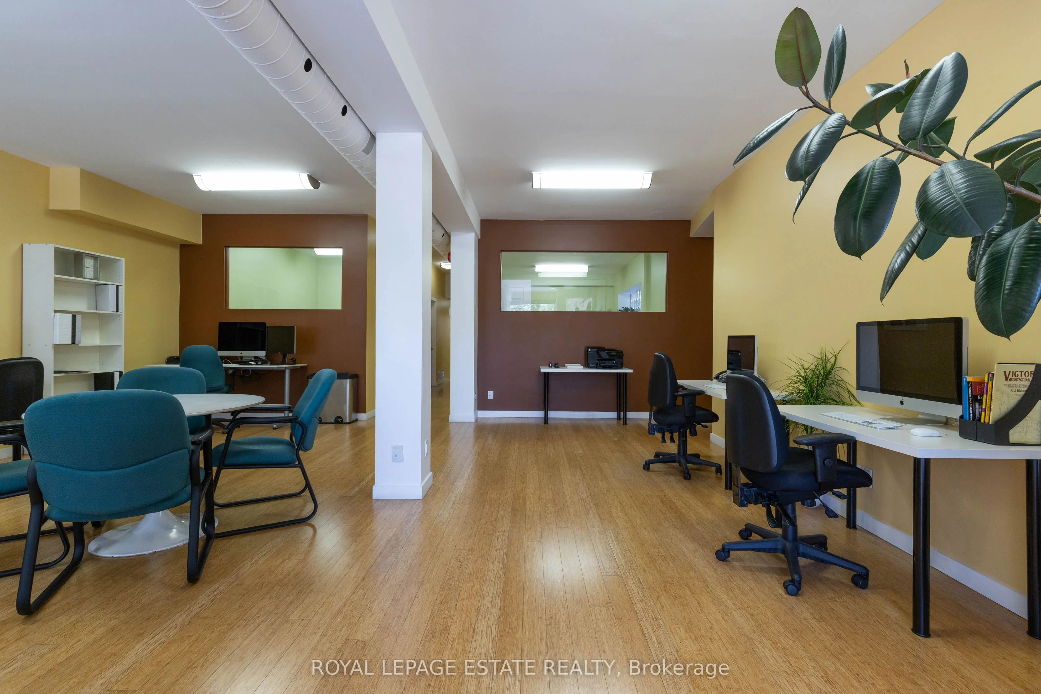 432/434 Queen Street E