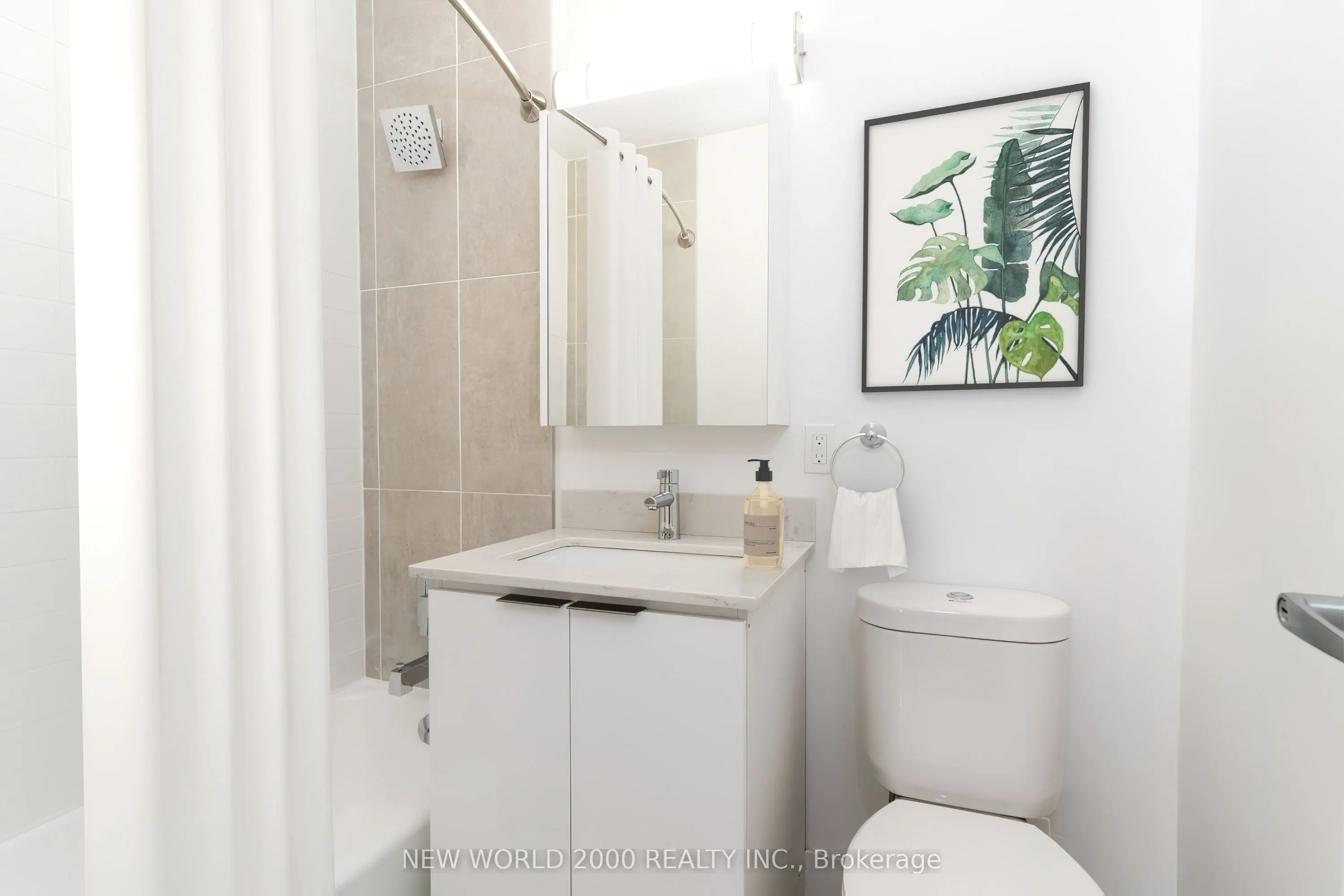 49 Glen Elm Avenue, #310