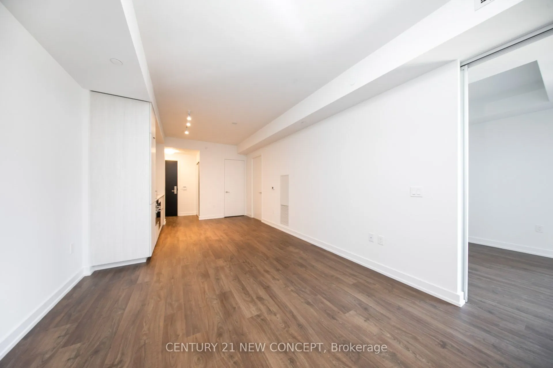 158 Front Street, #306