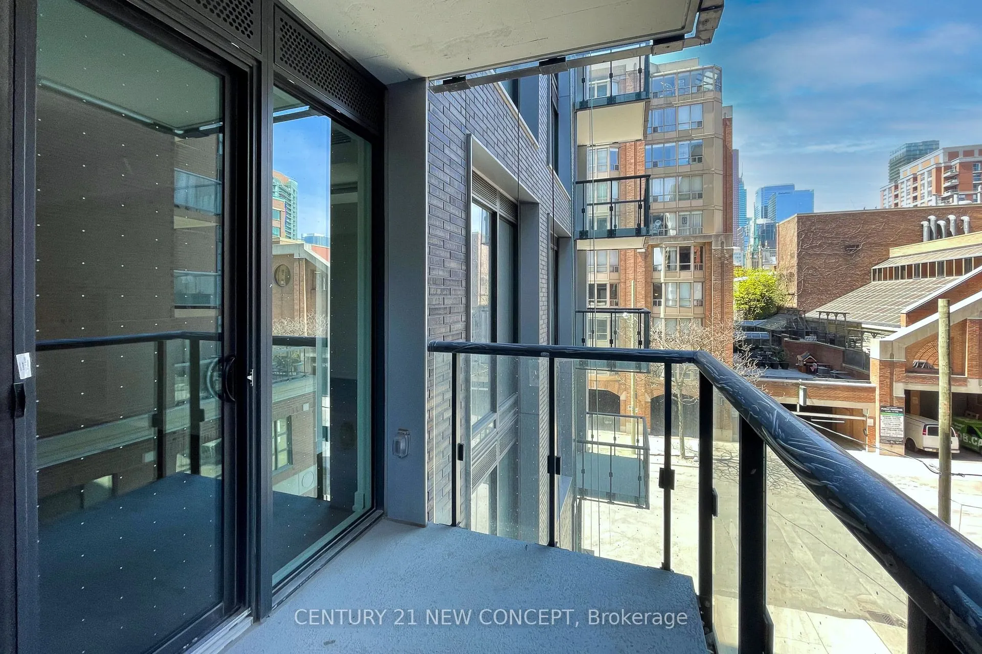 158 Front Street, #306