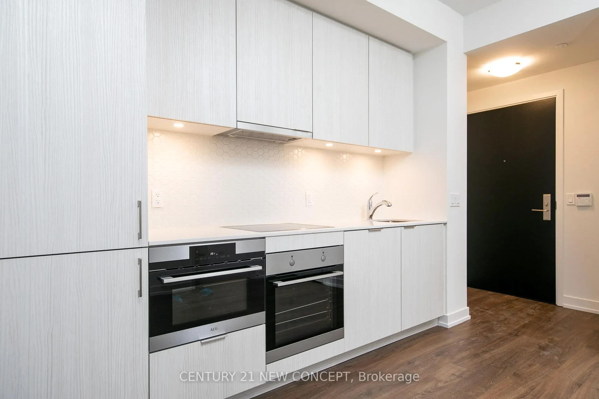 158 Front Street, #306