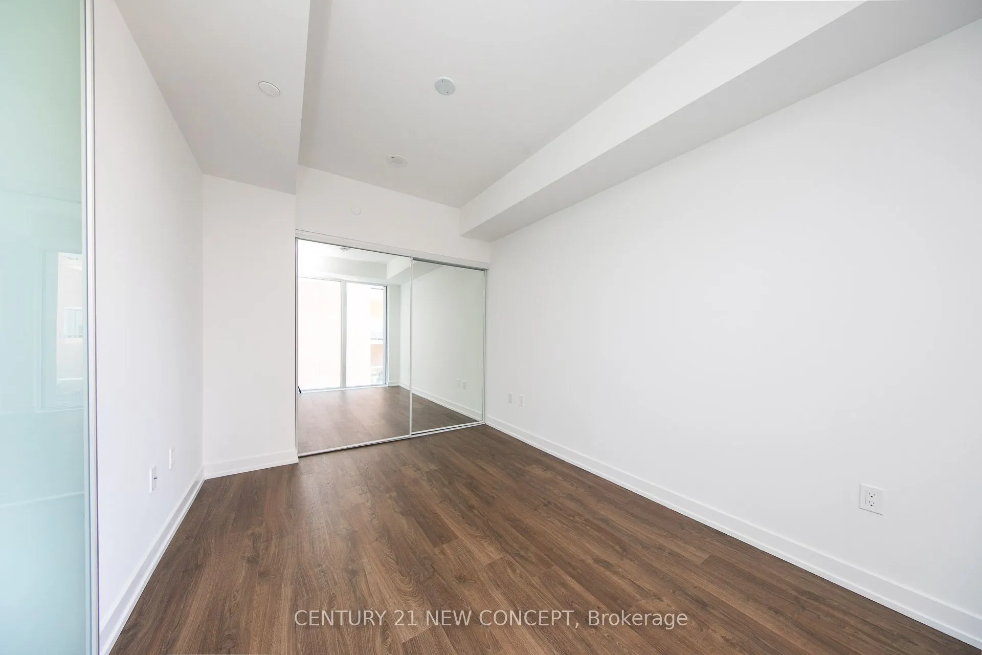 158 Front Street, #306