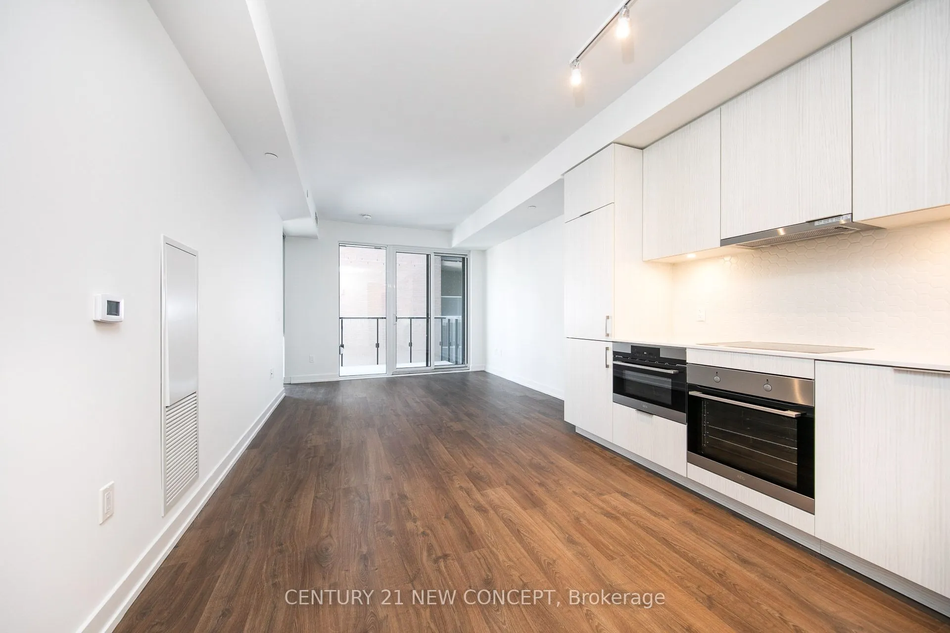 158 Front Street, #306