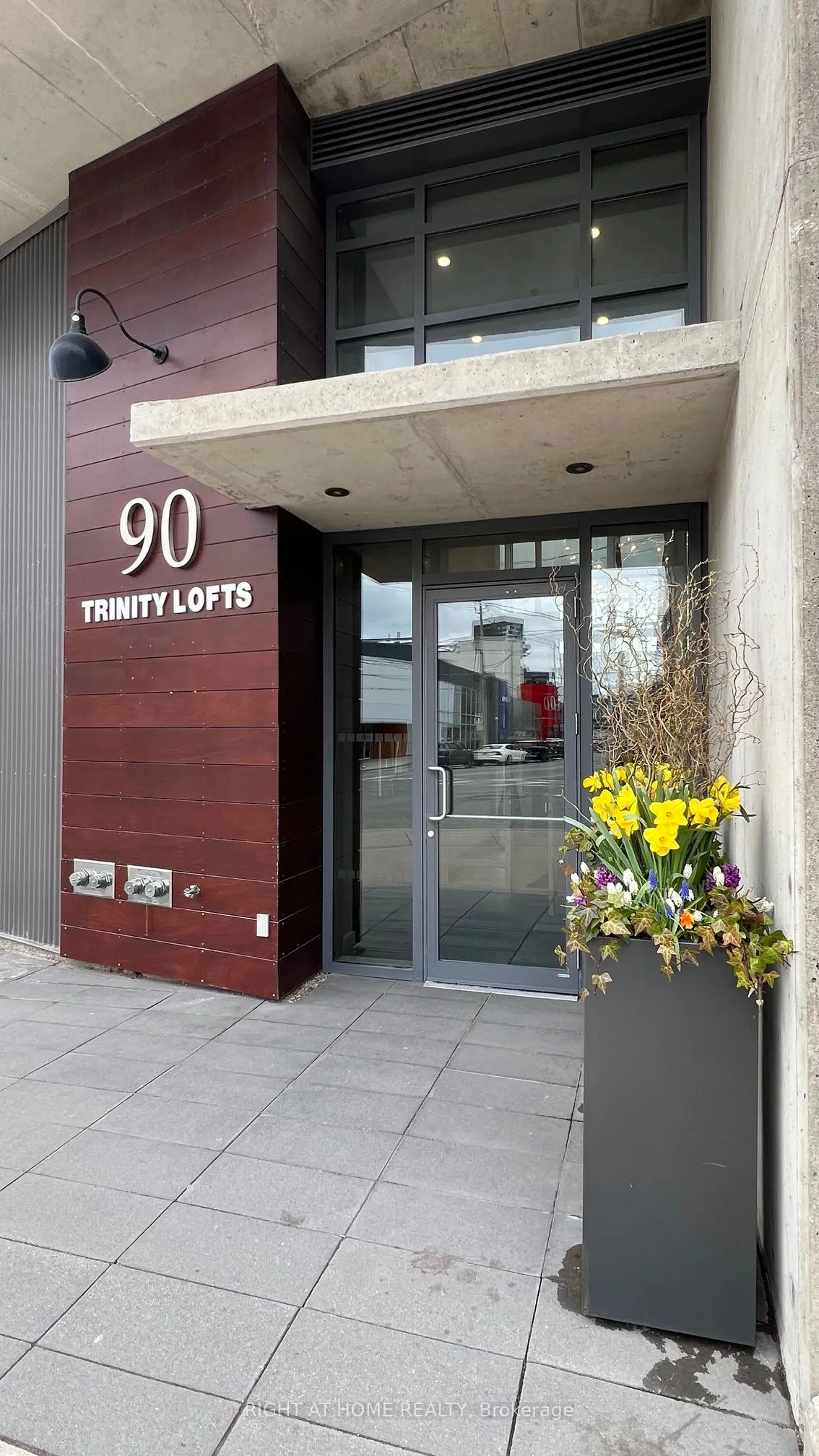 90 Trinity Street, #602