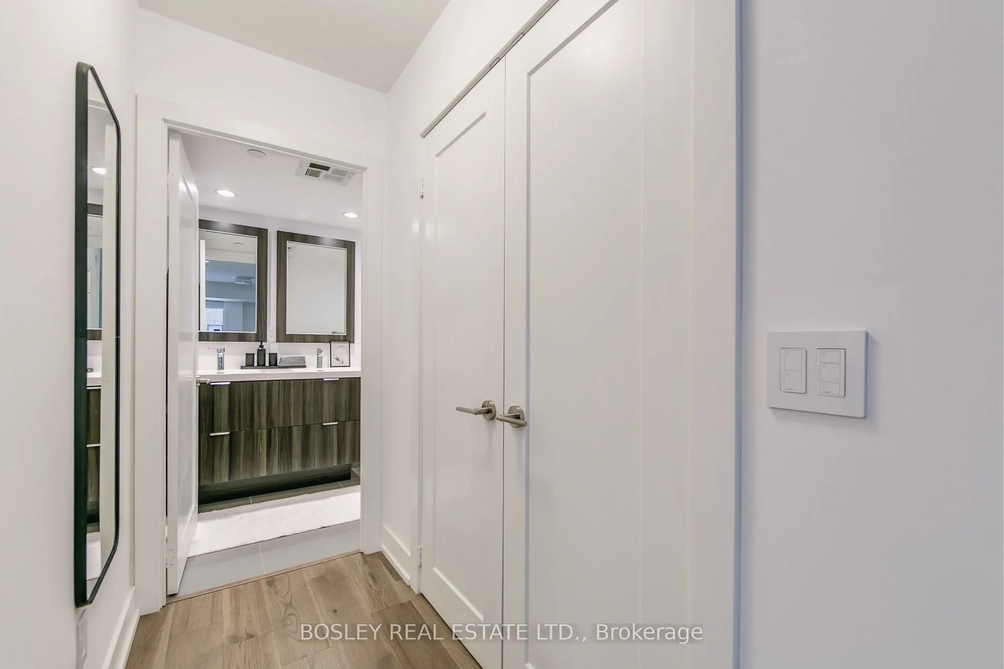 80 Vanauley Street, #112