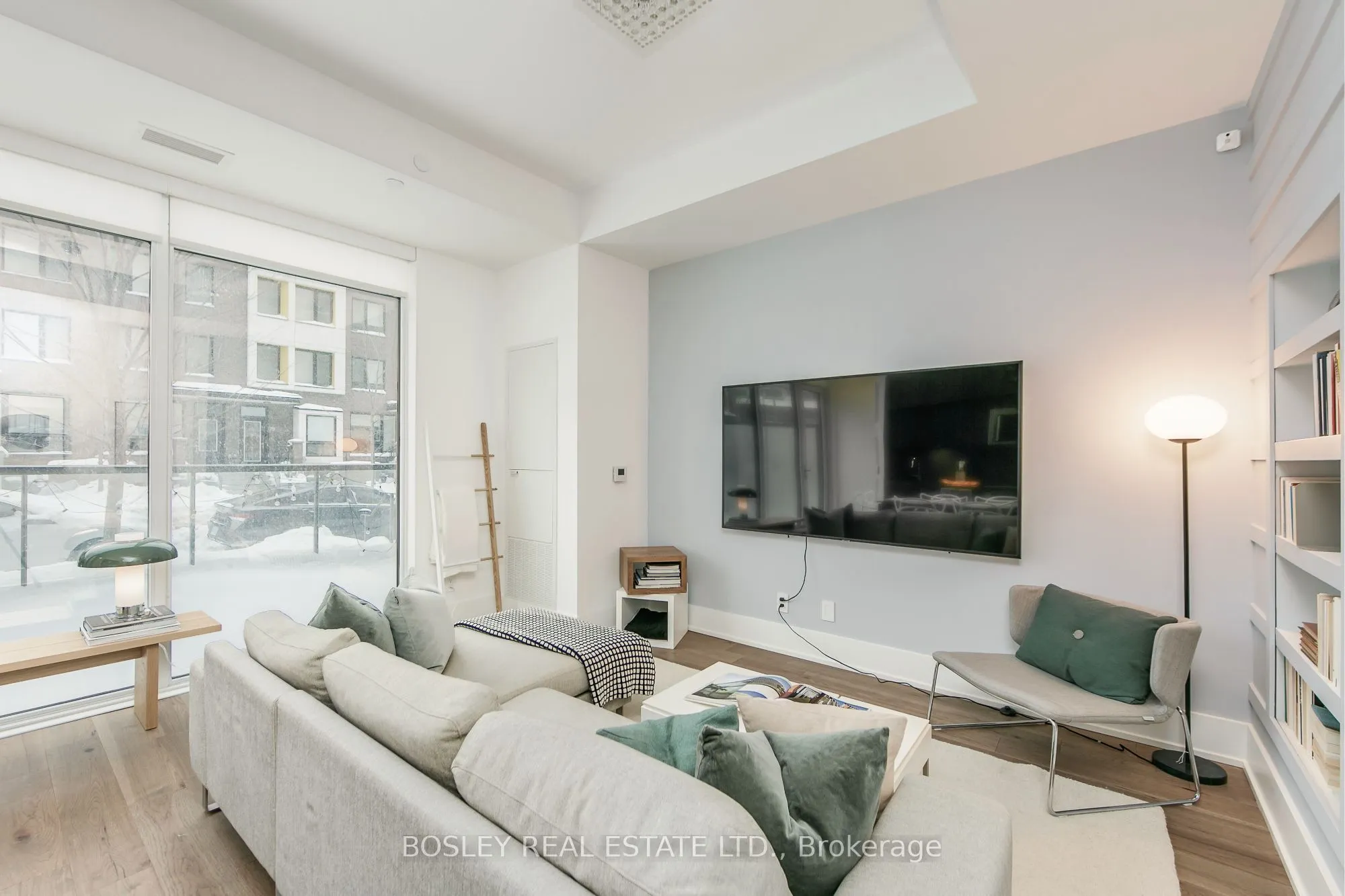 80 Vanauley Street, #112