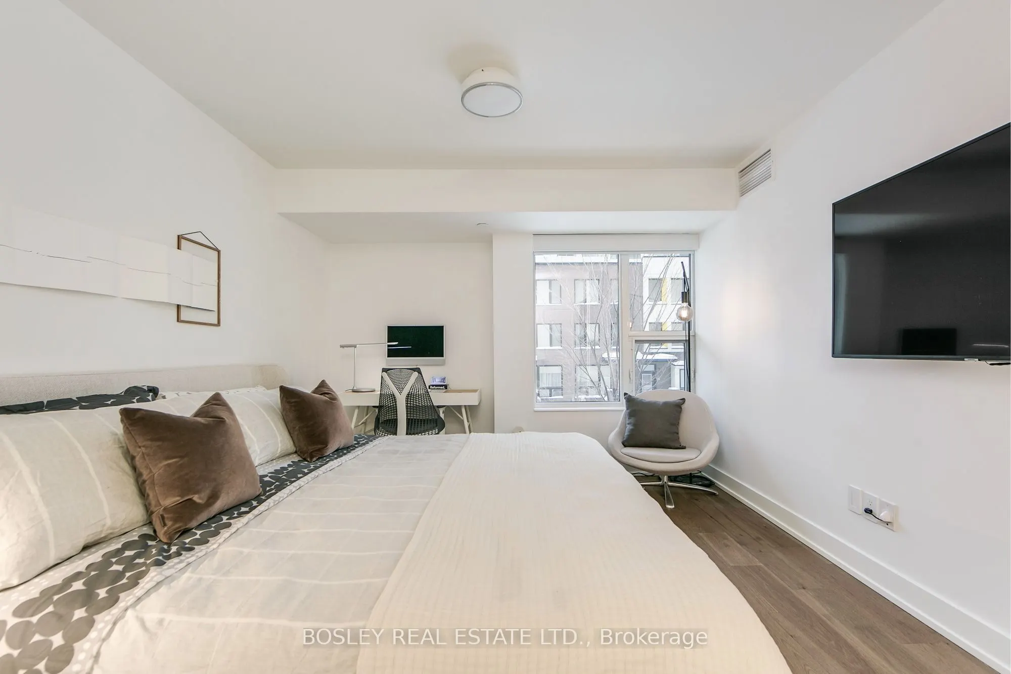 80 Vanauley Street, #112