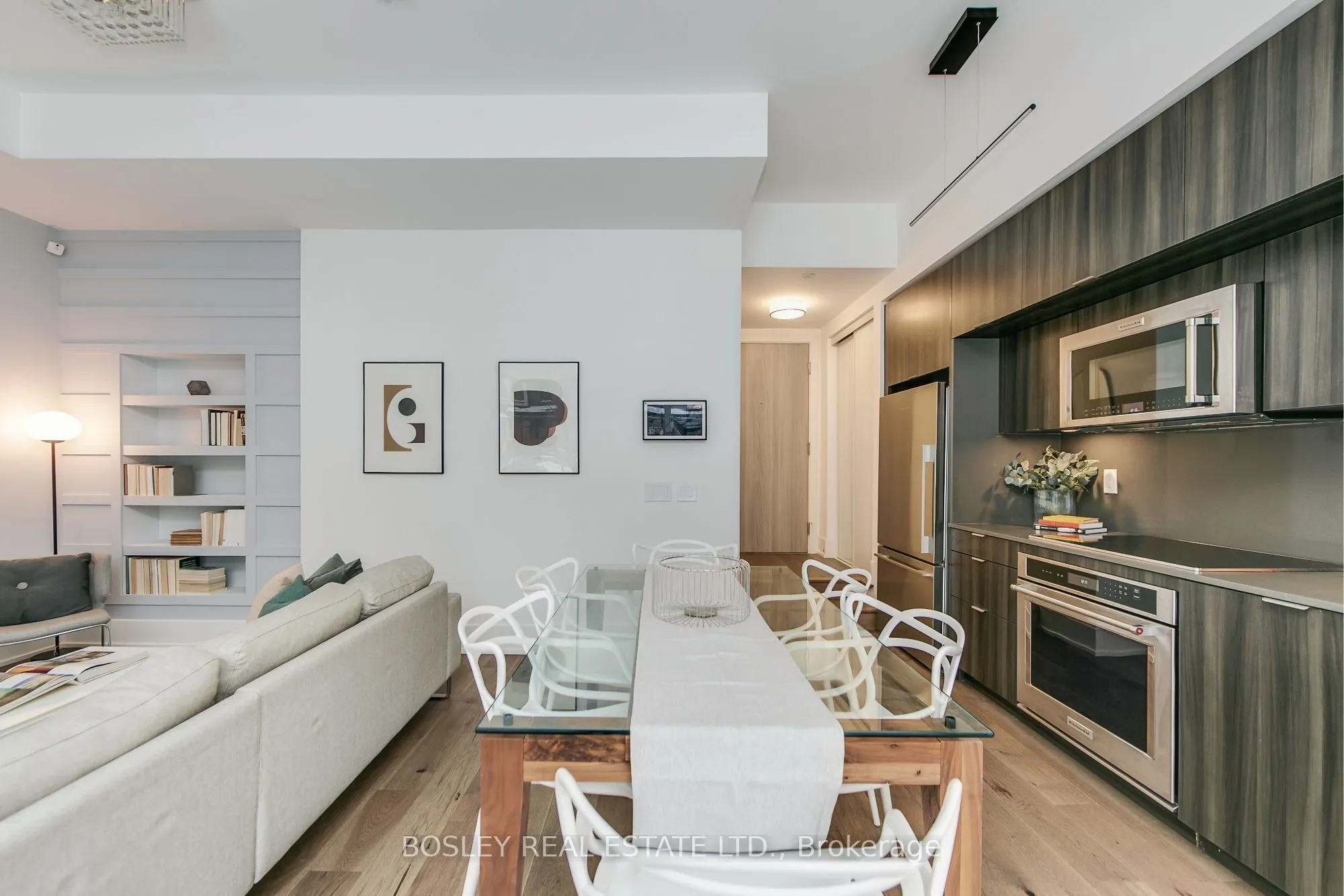 80 Vanauley Street, #112