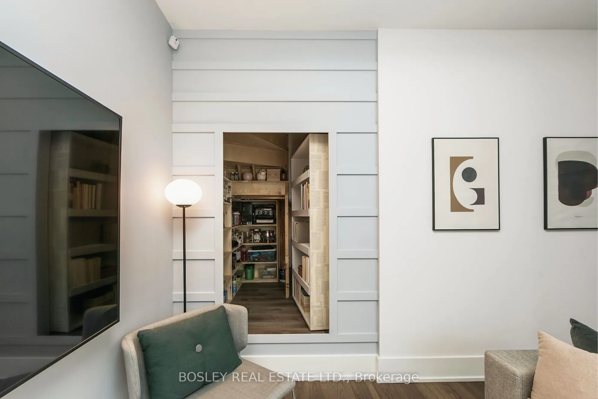80 Vanauley Street, #112