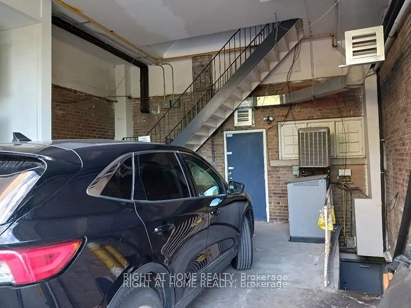 3467 Yonge Street, #Main Floor