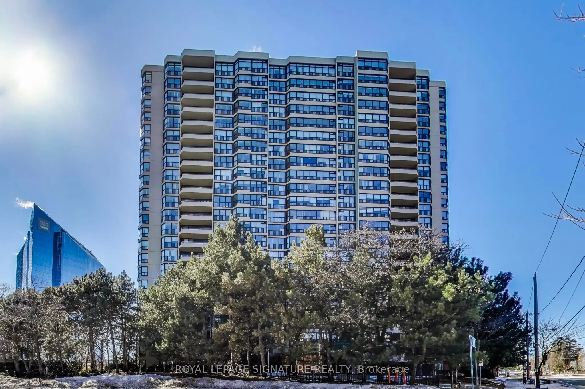 33 Elmhurst Avenue, #2107