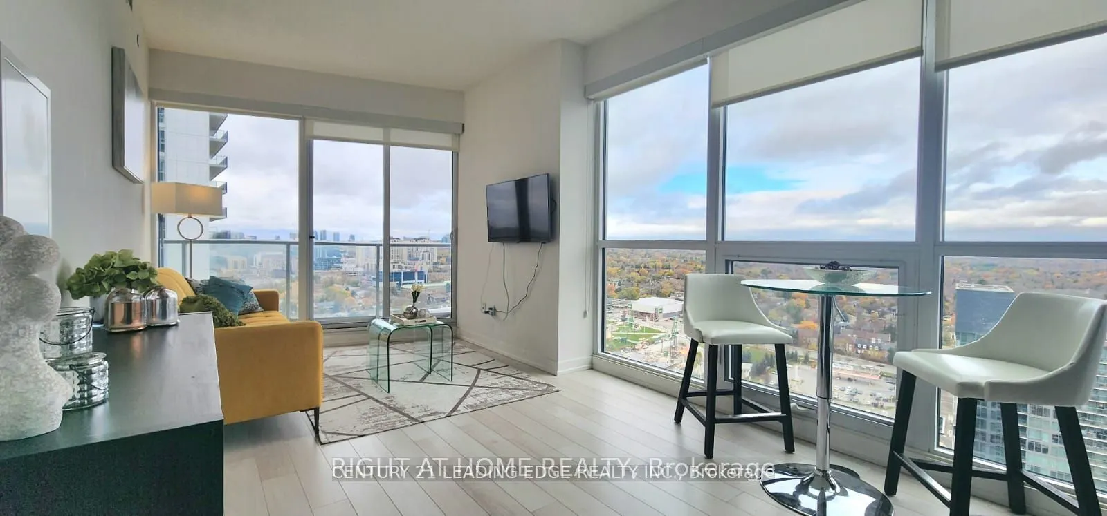 115 Mcmahon Drive, #2903