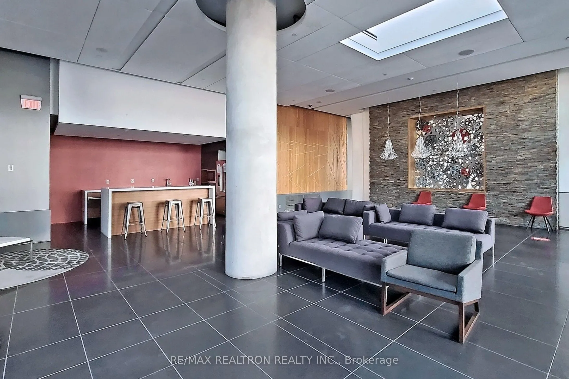 21 Widmer Street, #2402