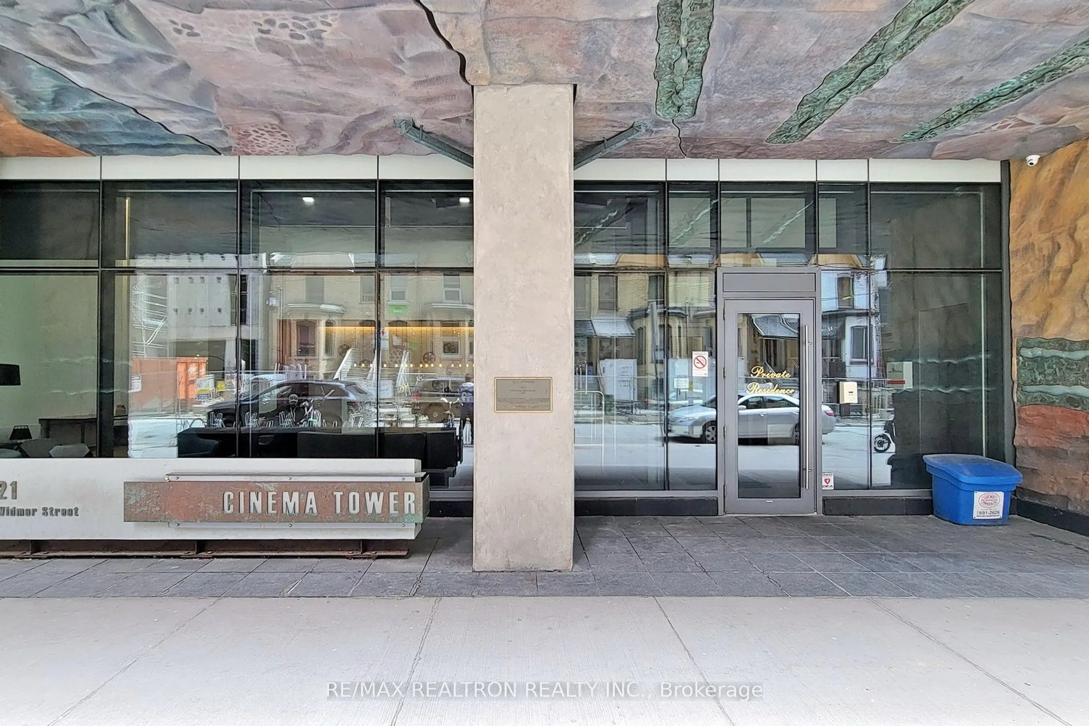 21 Widmer Street, #2402