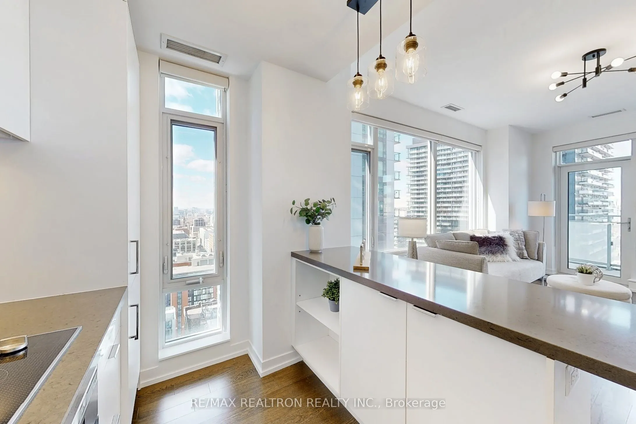 21 Widmer Street, #2402