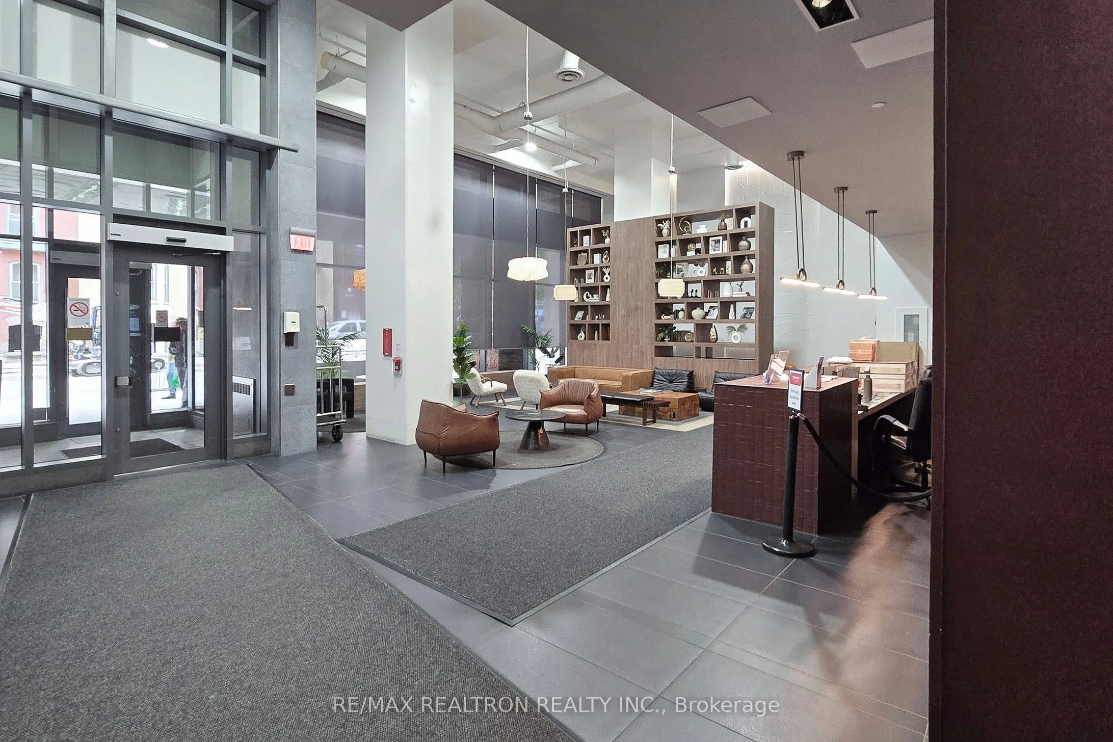 21 Widmer Street, #2402