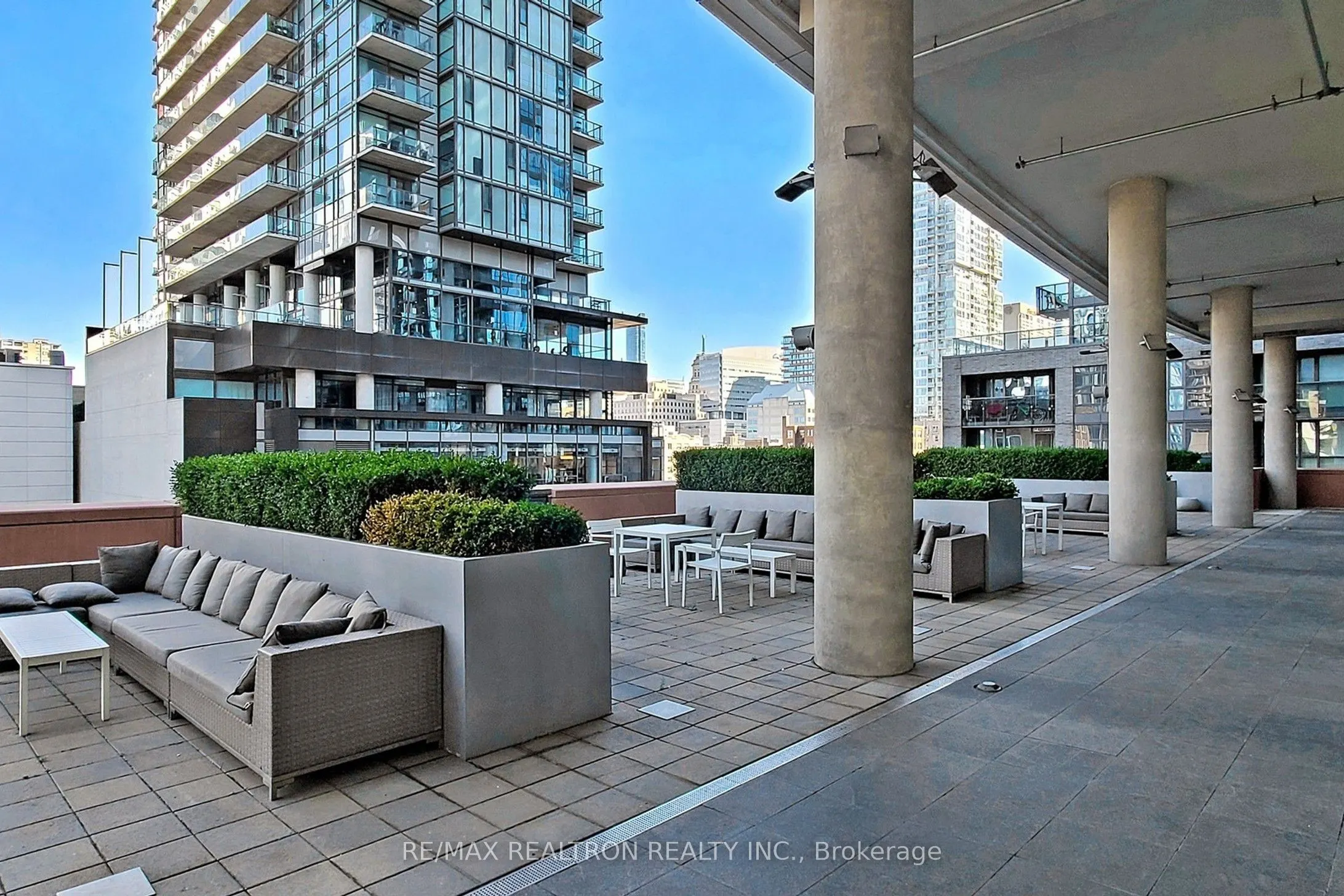 21 Widmer Street, #2402