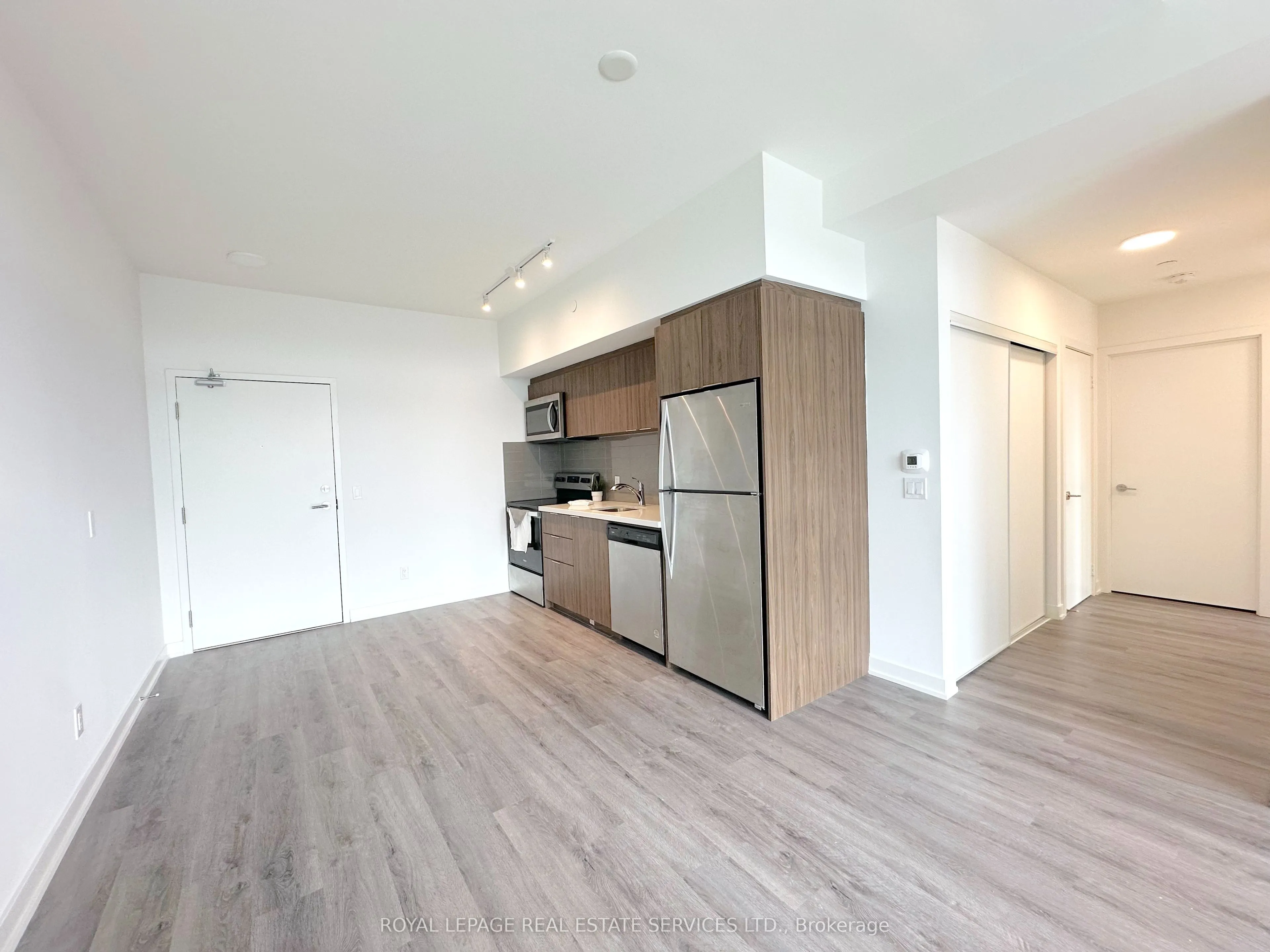 1225 York Mills Road, #1201