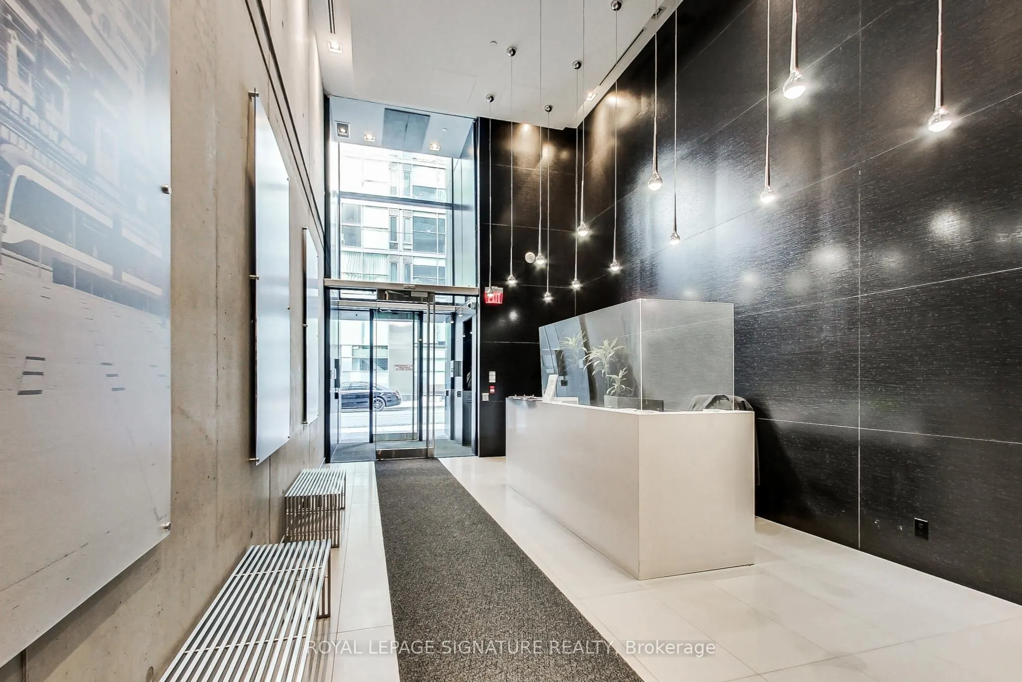 11 Charlotte Street, #2201