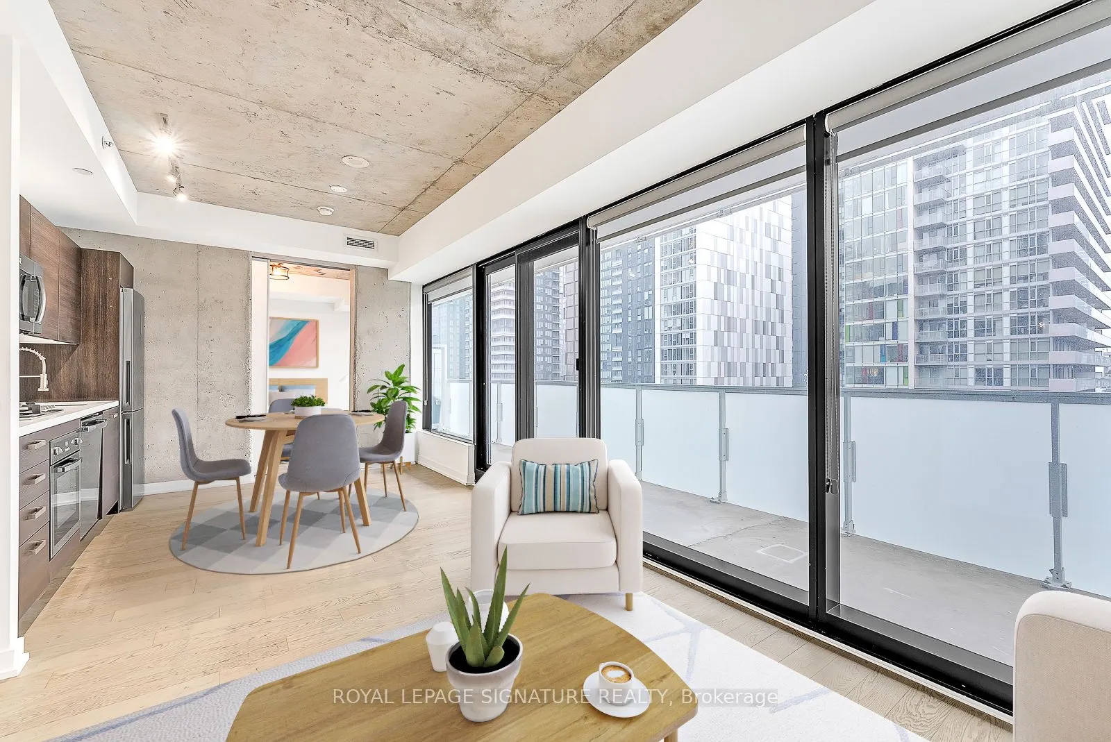 11 Charlotte Street, #2201