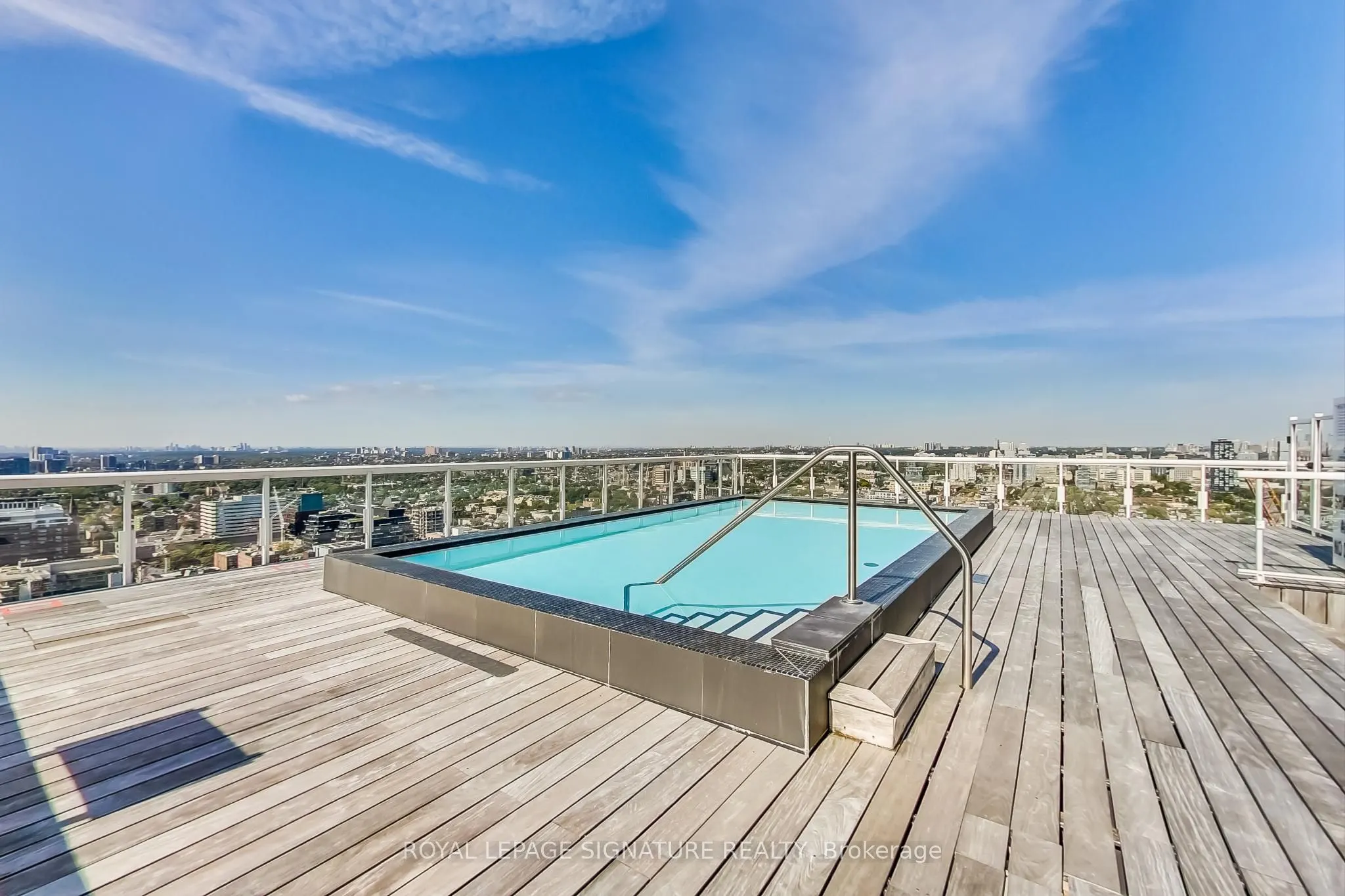 11 Charlotte Street, #2201