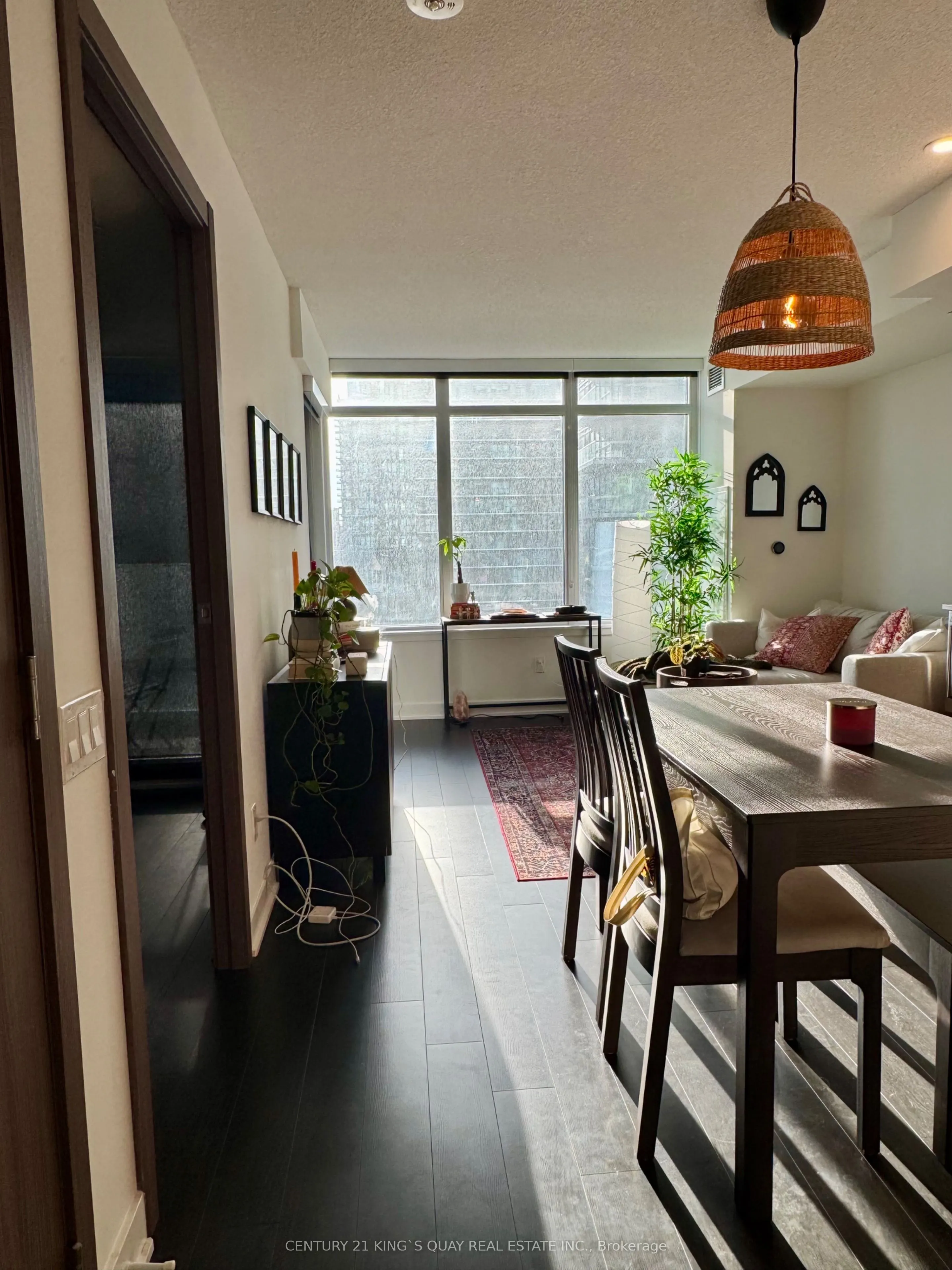 19 Bathurst Street #1915
