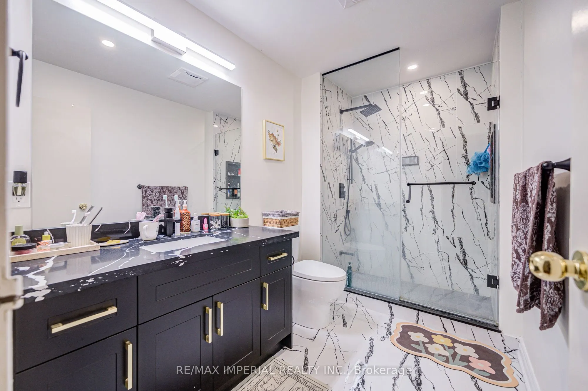 318 Hollyberry Trail