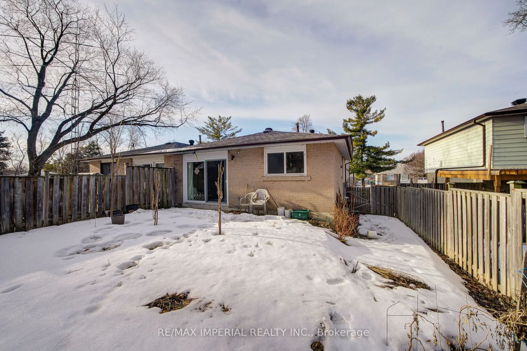 318 Hollyberry Trail