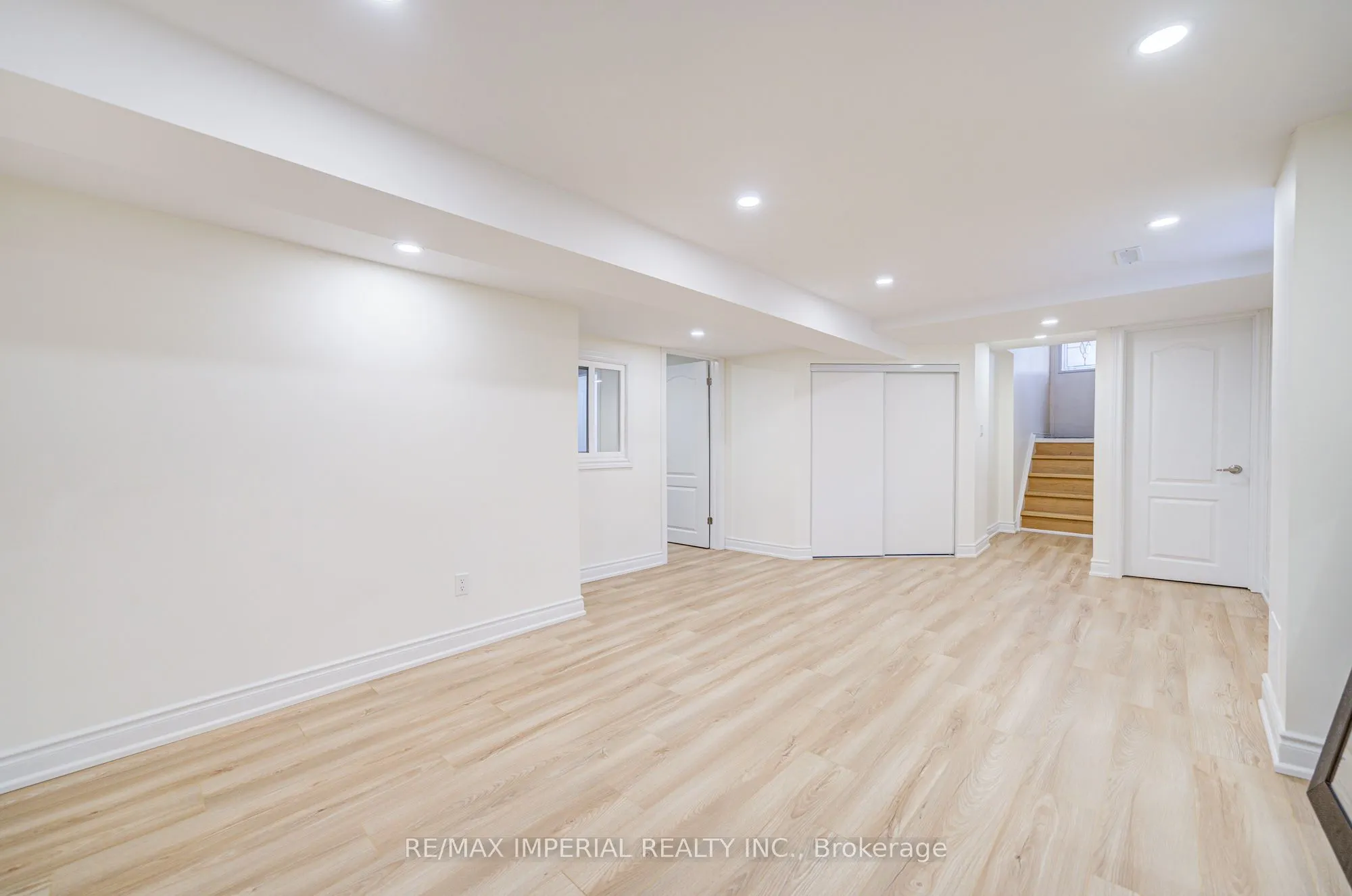 318 Hollyberry Trail