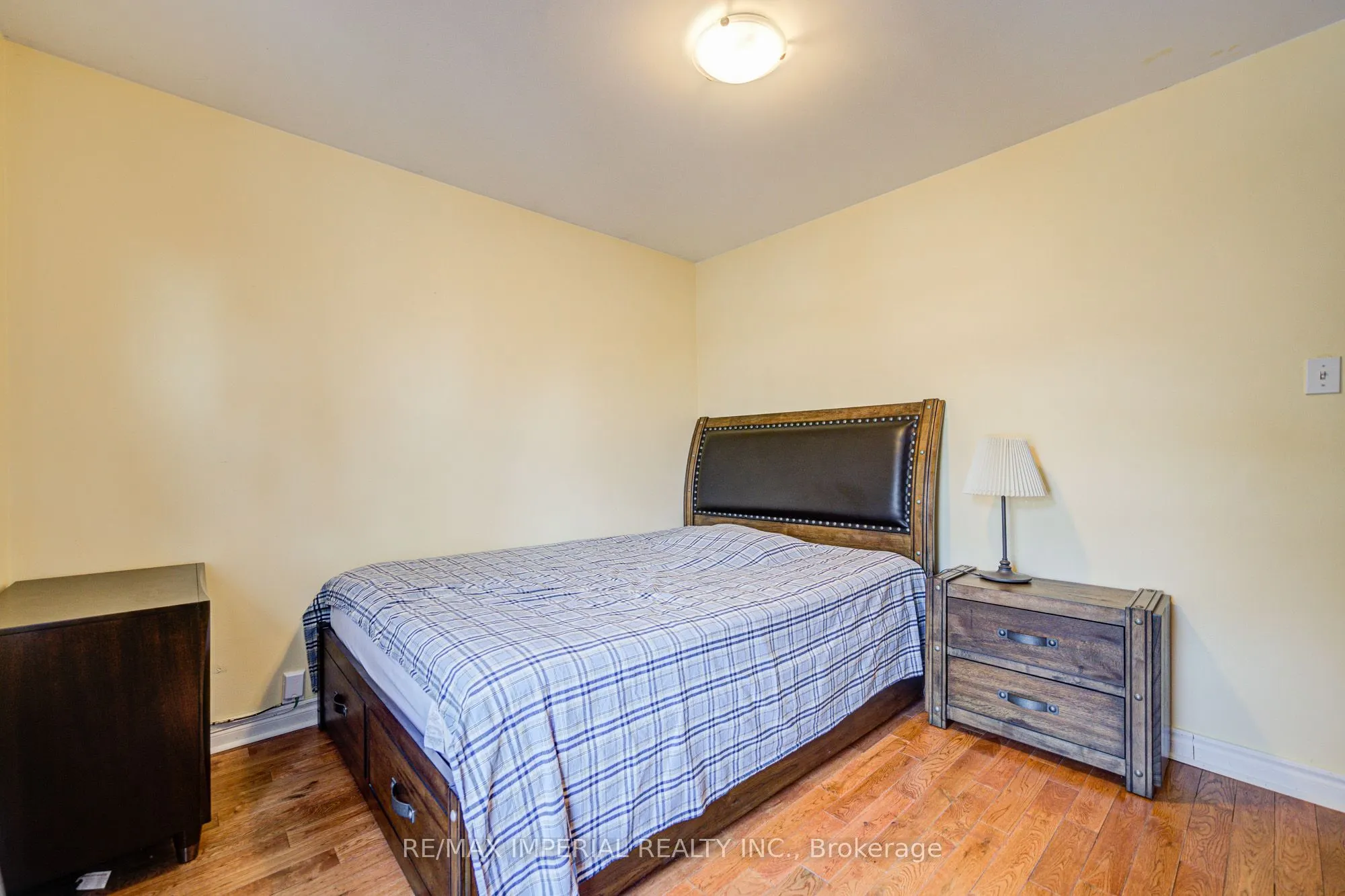 318 Hollyberry Trail