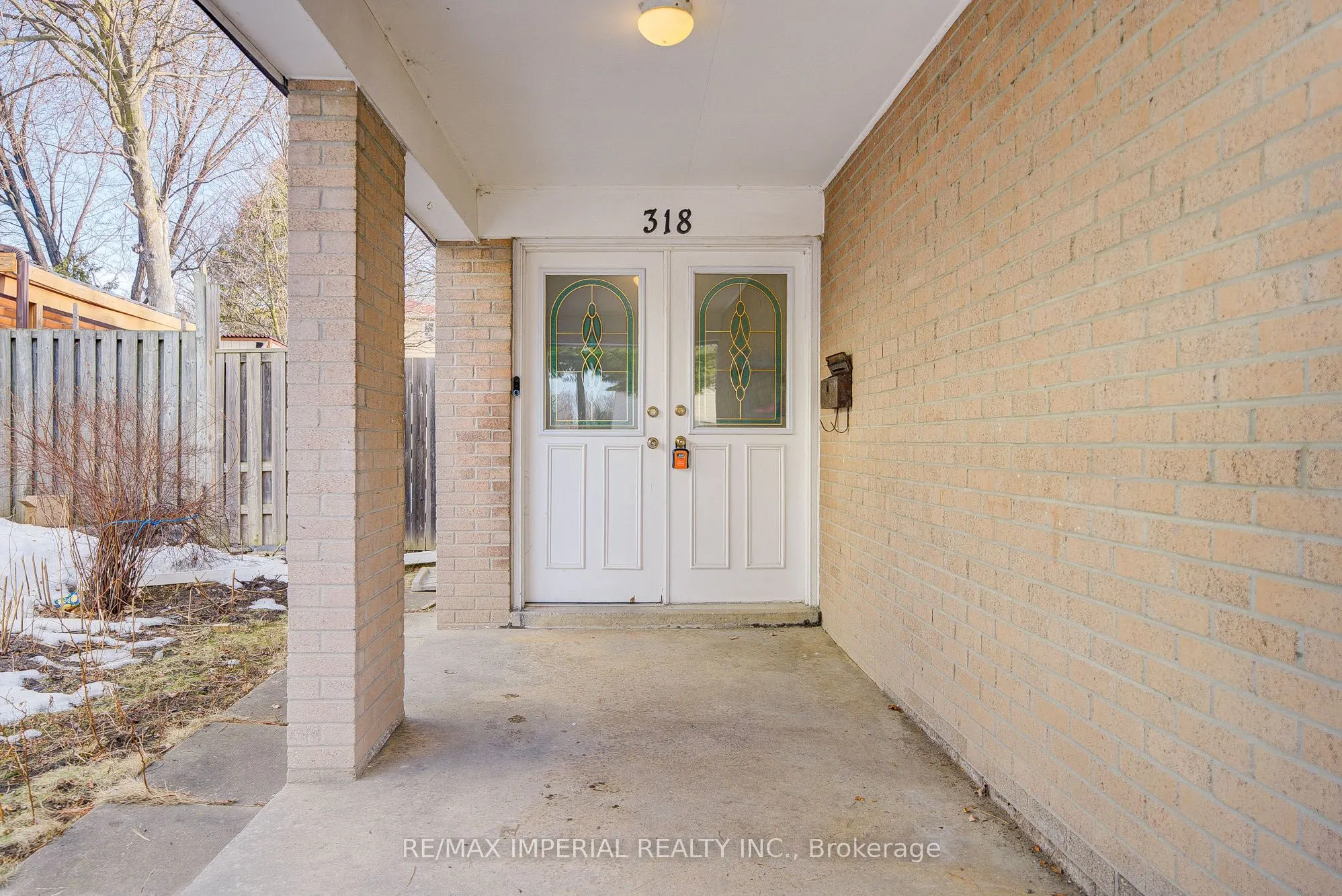 318 Hollyberry Trail