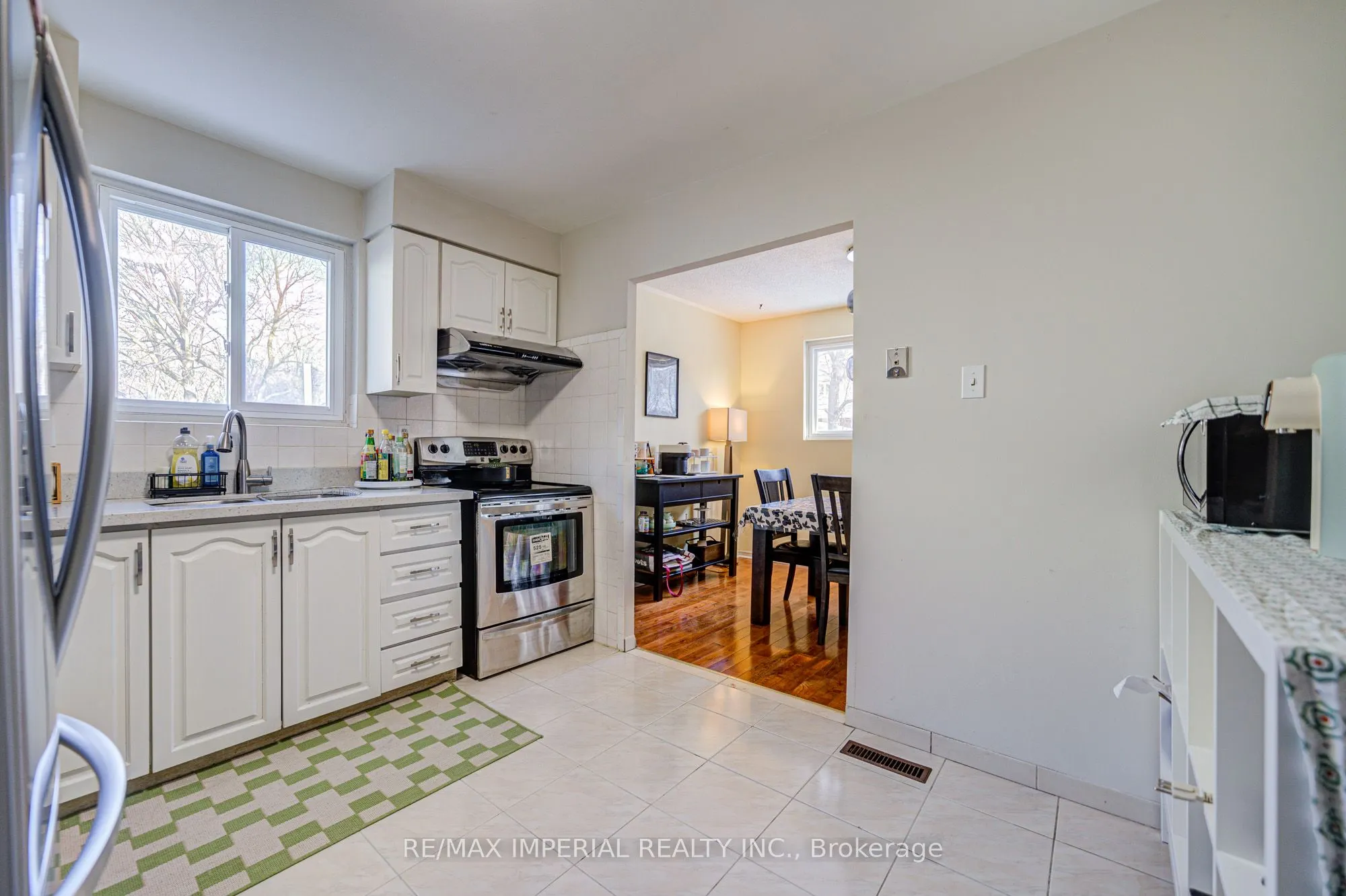 318 Hollyberry Trail